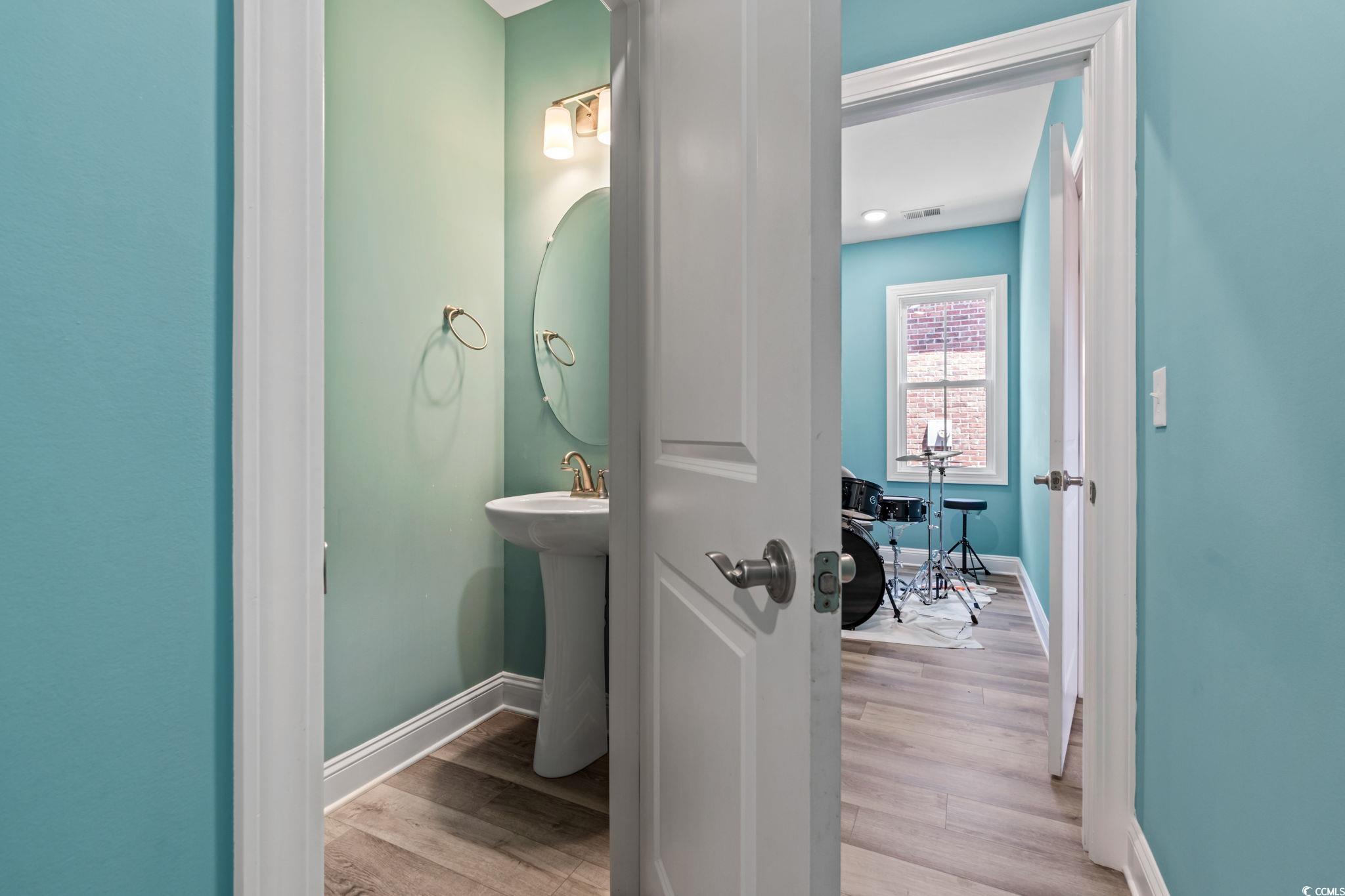 Myrtle Beach, South Carolina, 29579, United States, 5 Bedrooms Bedrooms, ,5 BathroomsBathrooms,Residential,For Sale,1979513