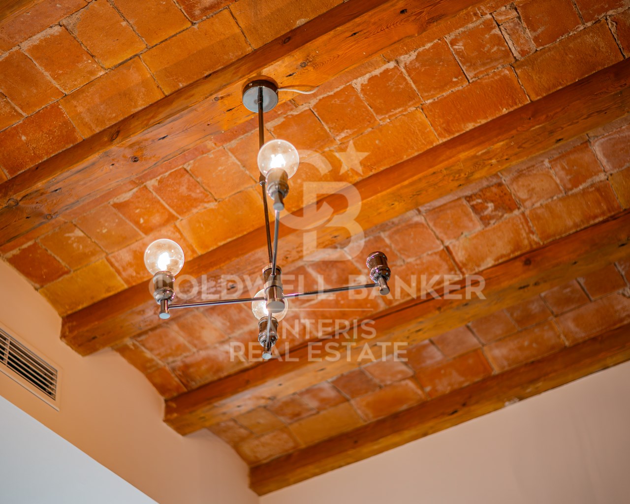 Barcelona, Catalonia, ES, 2 Bedrooms Bedrooms, ,2 BathroomsBathrooms,Residential,For Sale,1932688