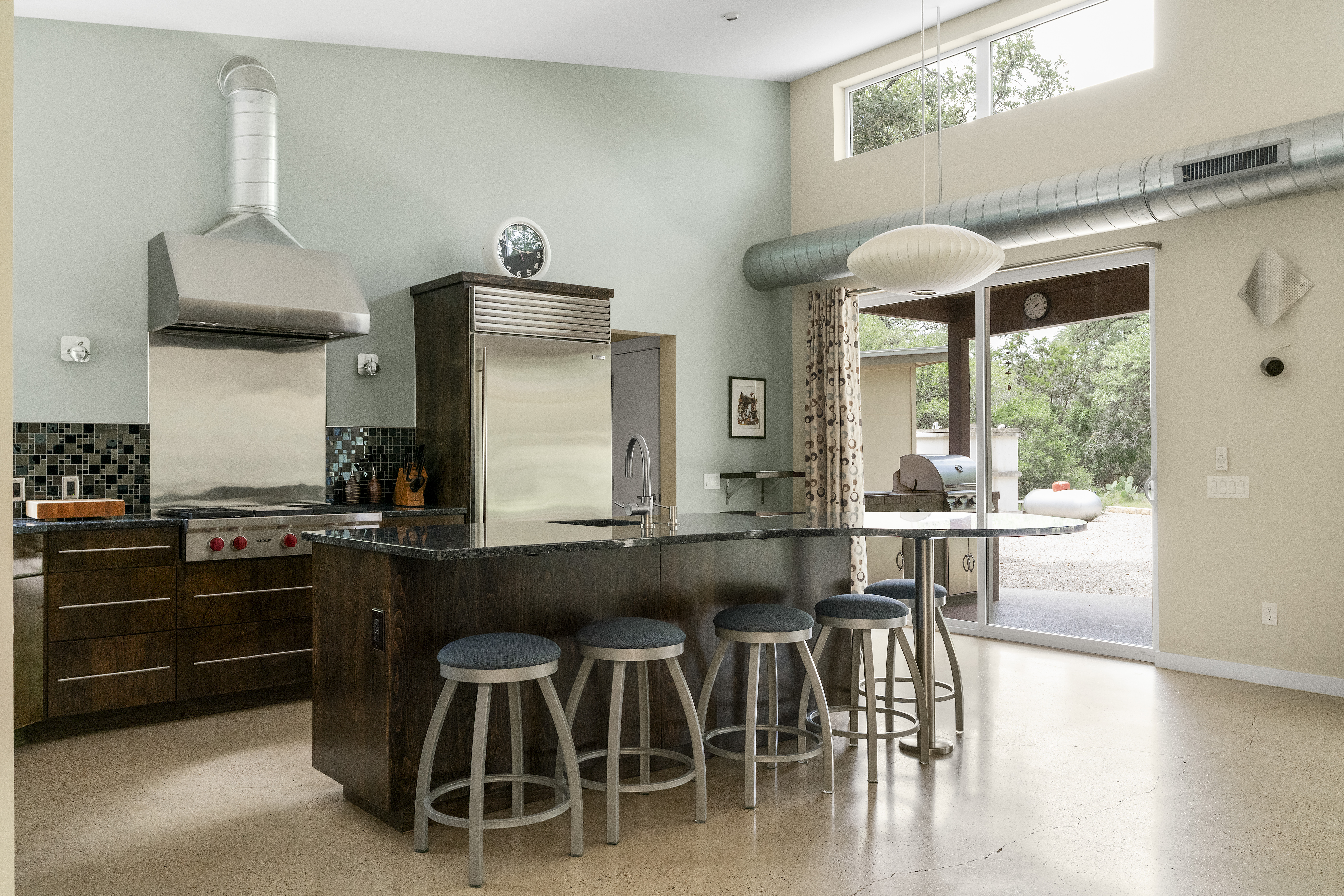  A Modern Hill Country Retreat on 5 Lush Acres - 物件實景