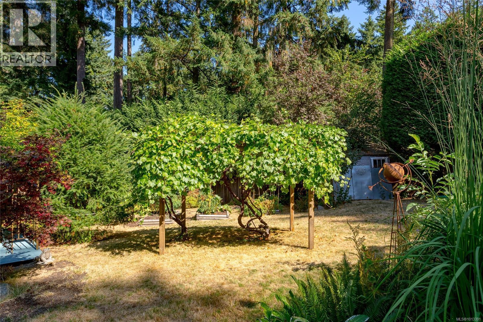 COBBLE HILL, British Columbia, V8H 0G3, CA, 3 Bedrooms Bedrooms, ,1 BathroomBathrooms,Residential,For Sale,1951189