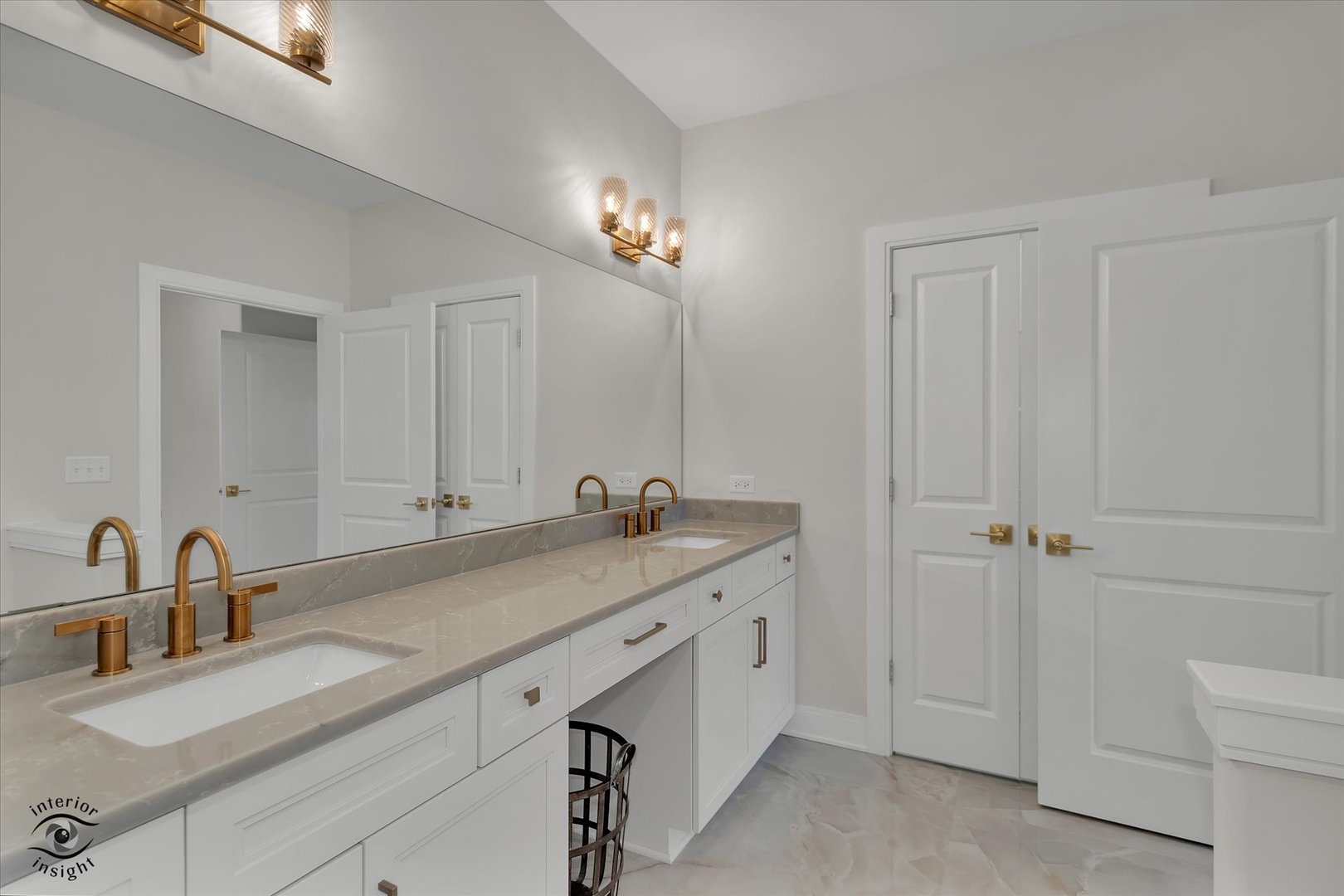 Frankfort, Illinois, 60423, United States, 3 Bedrooms Bedrooms, ,3 BathroomsBathrooms,Residential,For Sale,2002870