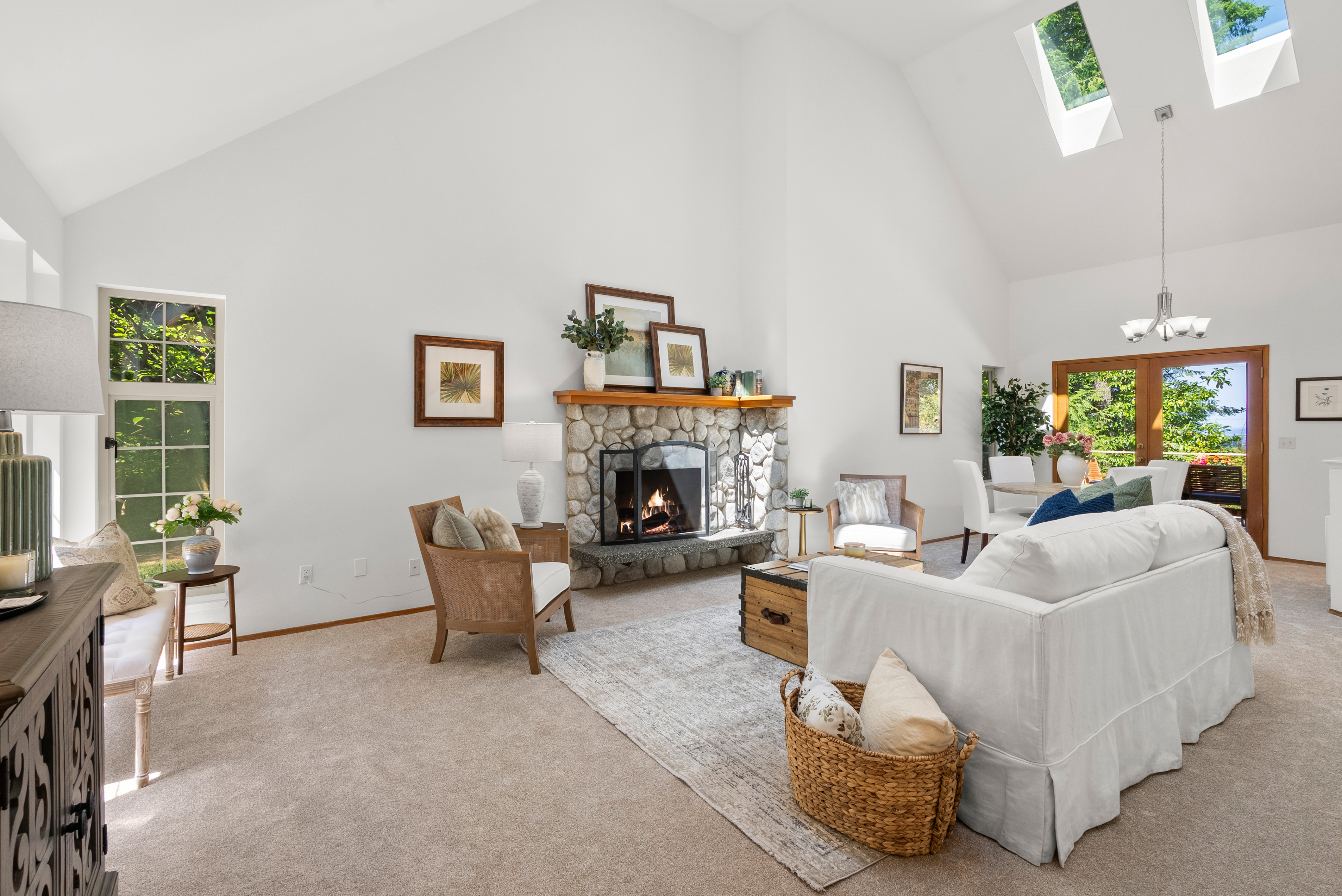 10109 NE Knight Rd, Bainbridge Island, WA 98110 - 物件實景