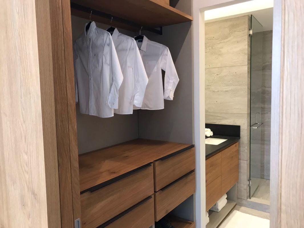 Blvd. Paseo de Interlomas, Huixquilucan, Estado de México, 52779, Mexico, 3 Bedrooms Bedrooms, ,3 BathroomsBathrooms,Residential,For Sale,Blvd. Paseo de Interlomas,1627755