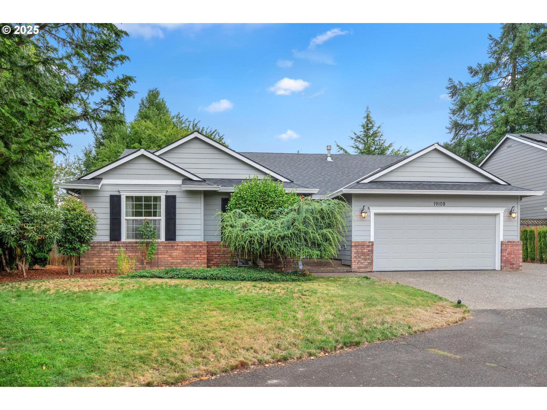 Oregon City, Oregon, 97045, United States, 3 Bedrooms Bedrooms, ,2 BathroomsBathrooms,Residential,For Sale,1949675