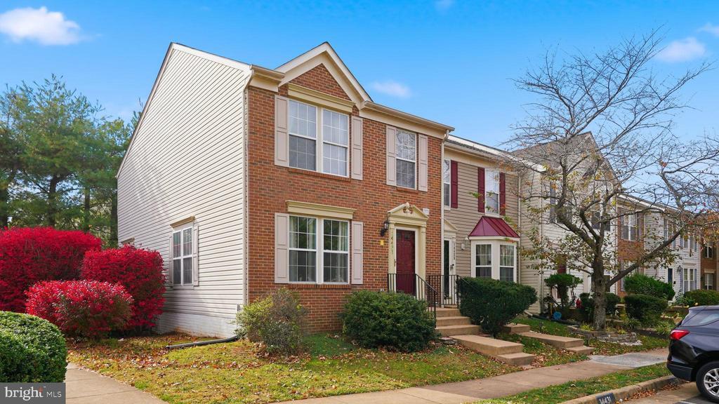 Gainesville, Virginia, 20155, United States, 3 Bedrooms Bedrooms, ,2 BathroomsBathrooms,Residential,For Sale,1989623