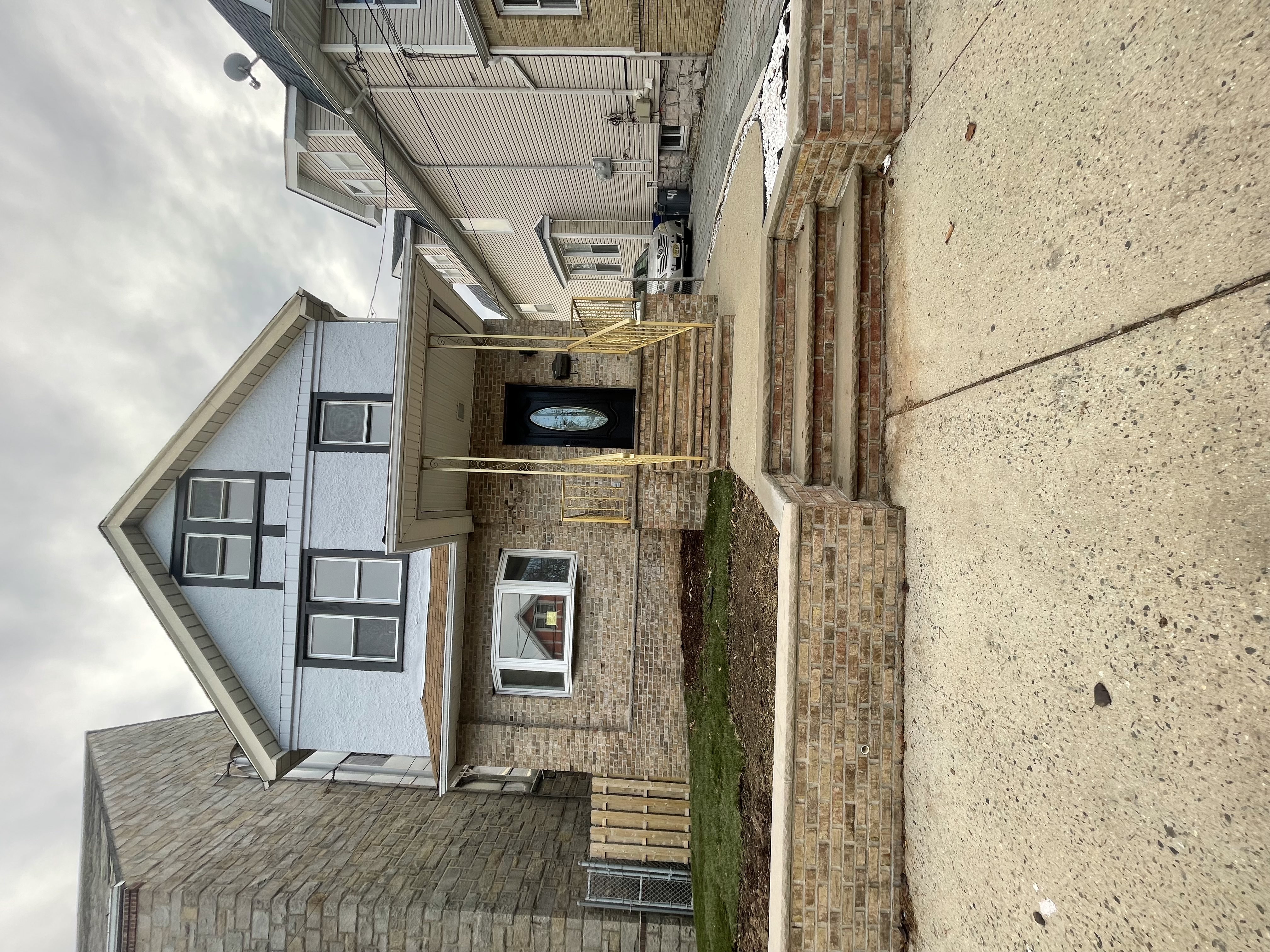 North Bergen, New Jersey, 07047, United States, 4 Bedrooms Bedrooms, ,1 BathroomBathrooms,Residential,For Sale,2005279