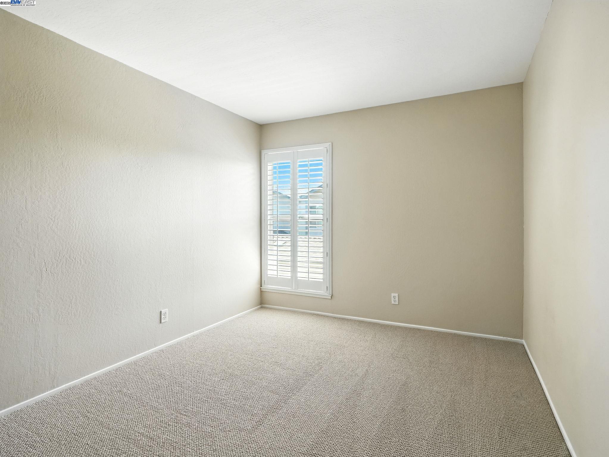 Livermore, California, 94551, United States, 2 Bedrooms Bedrooms, ,1 BathroomBathrooms,Residential,For Sale,1927441