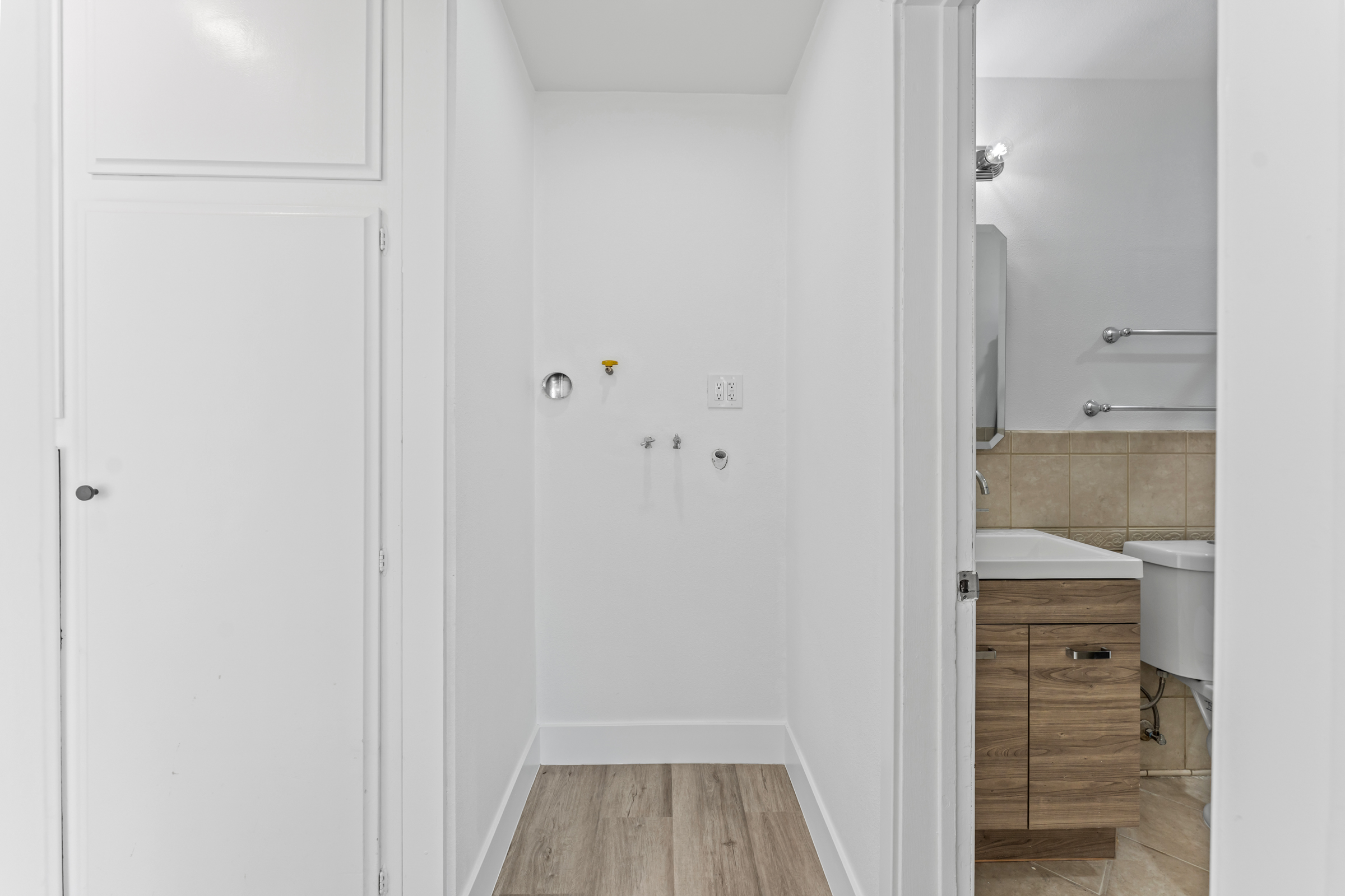 Moreno Valley, California, 92557, United States, 3 Bedrooms Bedrooms, ,2 BathroomsBathrooms,Residential,For Sale,2005789