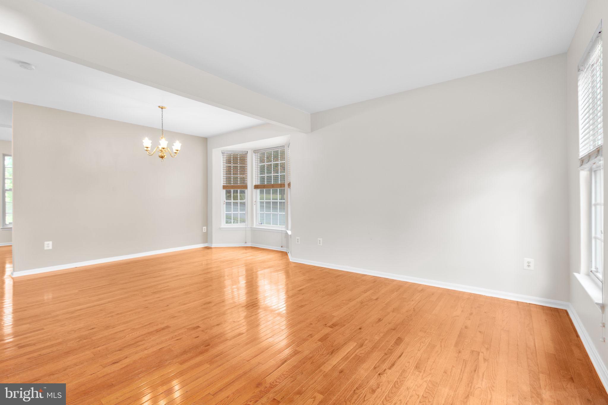 Dumfries, Virginia, 22026, United States, 4 Bedrooms Bedrooms, ,4 BathroomsBathrooms,Residential,For Sale,1977834