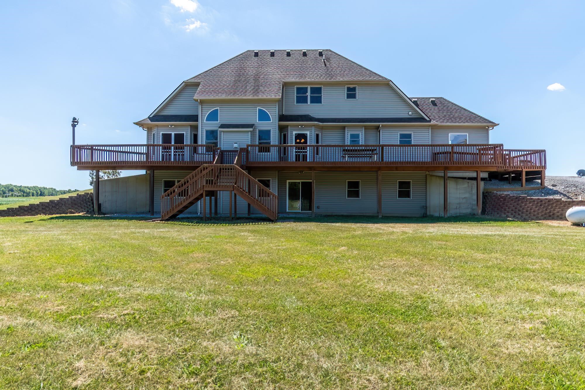 Fort Wayne, Indiana, 46816, United States, 3 Bedrooms Bedrooms, ,4 BathroomsBathrooms,Residential,For Sale,1942205