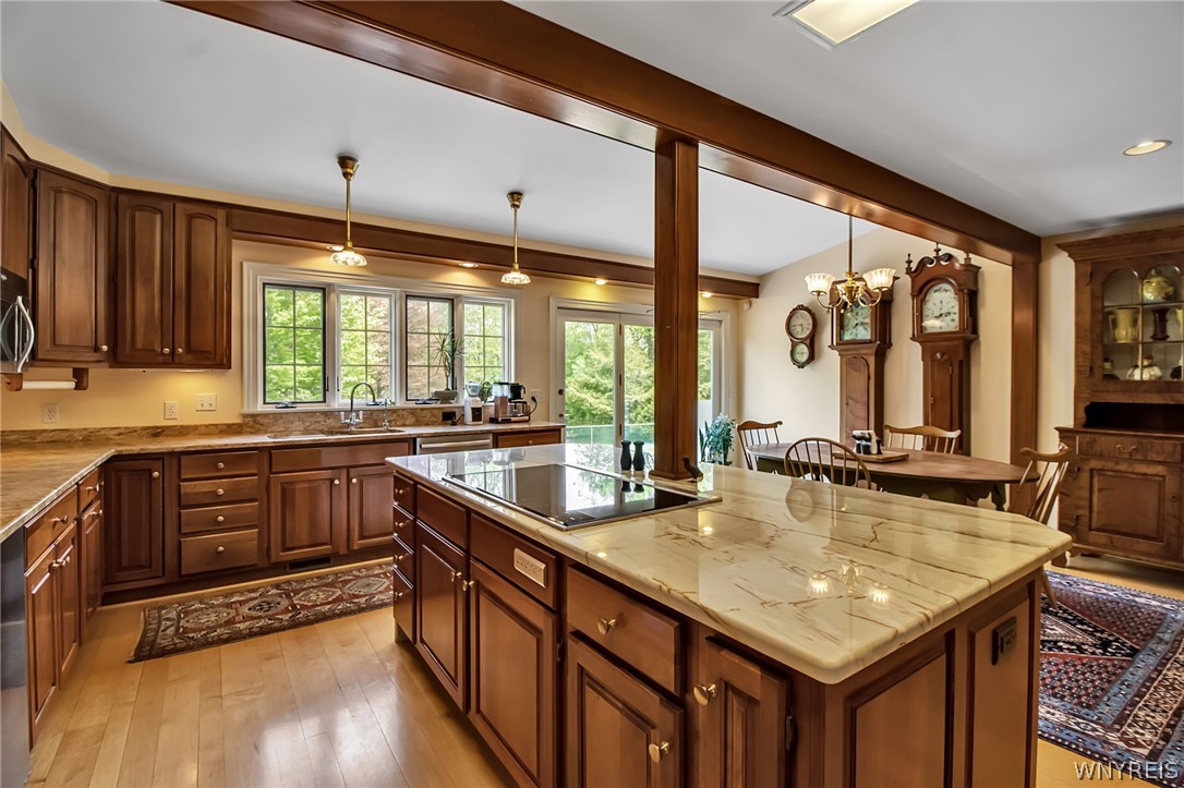 Amherst, New York, 14221, United States, 4 Bedrooms Bedrooms, ,3 BathroomsBathrooms,Residential,For Sale,2048049