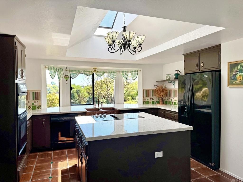 Fallbrook, California, 92028, United States, 3 Bedrooms Bedrooms, ,3 BathroomsBathrooms,Residential,For Sale,1828046