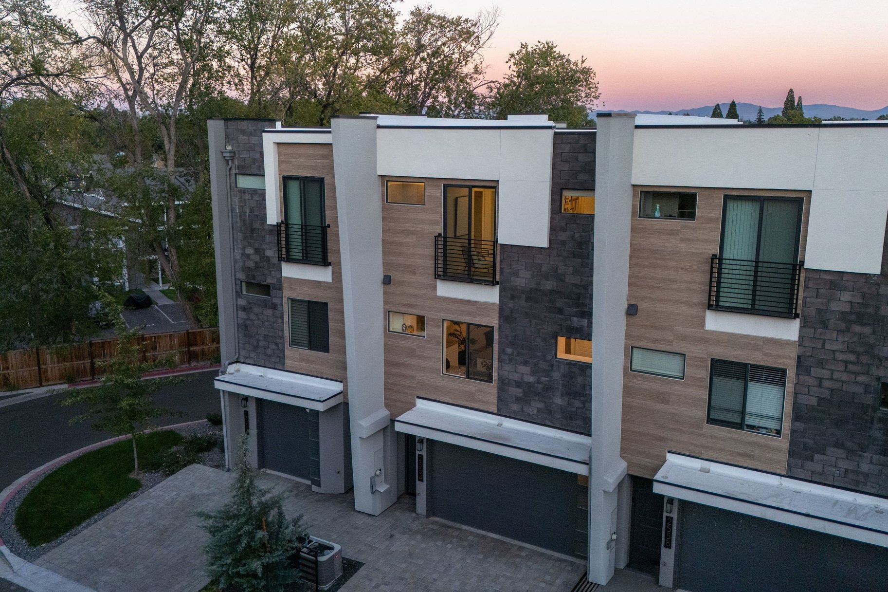 Truckee Riverfront Living in Reno - 物件實景