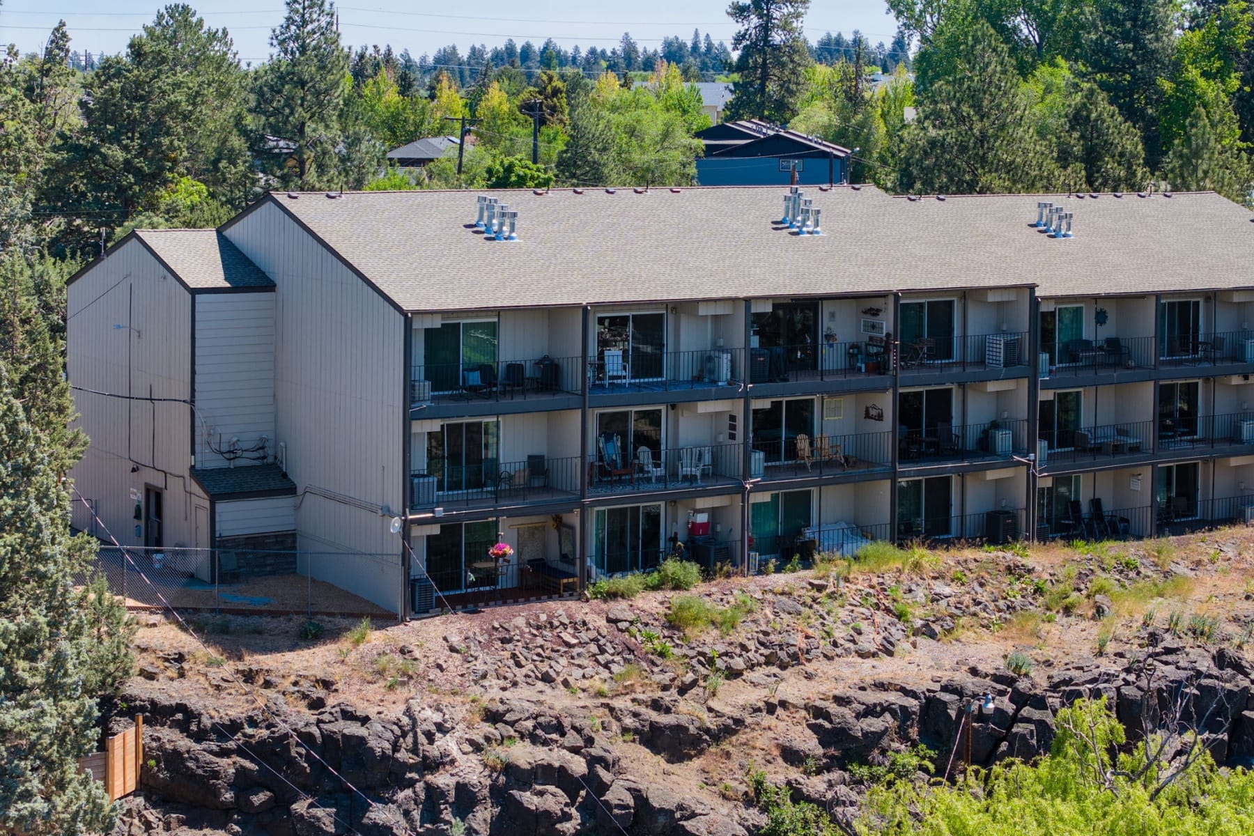  1565 NW Wall Street #331-332 Bend, OR 97703 - 物件實景