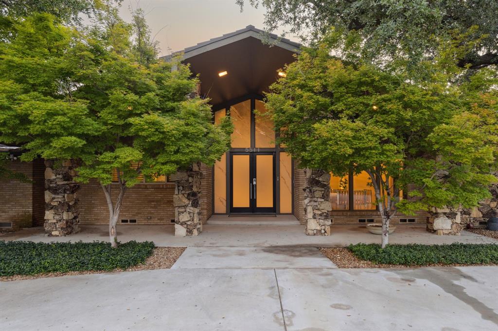 Dallas, Texas, 75229, United States, 5 Bedrooms Bedrooms, ,7 BathroomsBathrooms,Residential,For Sale,1821144