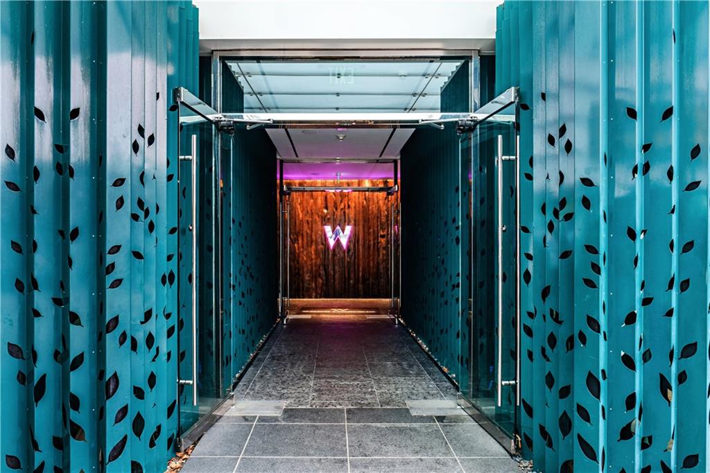 Atlanta, Georgia, 30308, United States, 2 Bedrooms Bedrooms, ,3 BathroomsBathrooms,Residential,For Sale,1967634