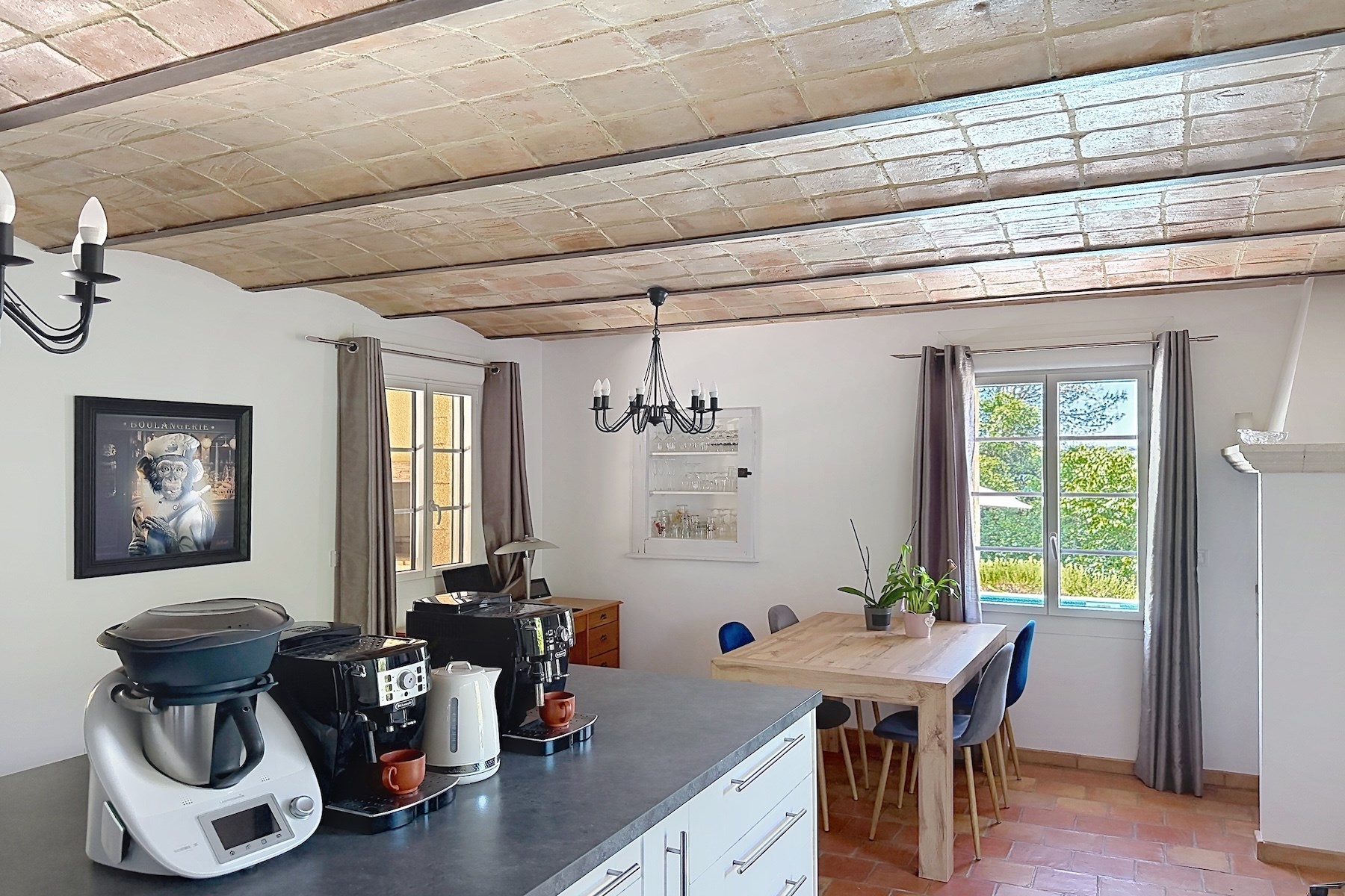  Character farmhouse near Uzès with swimming pool, landscaped garden and beautif… - 物件實景