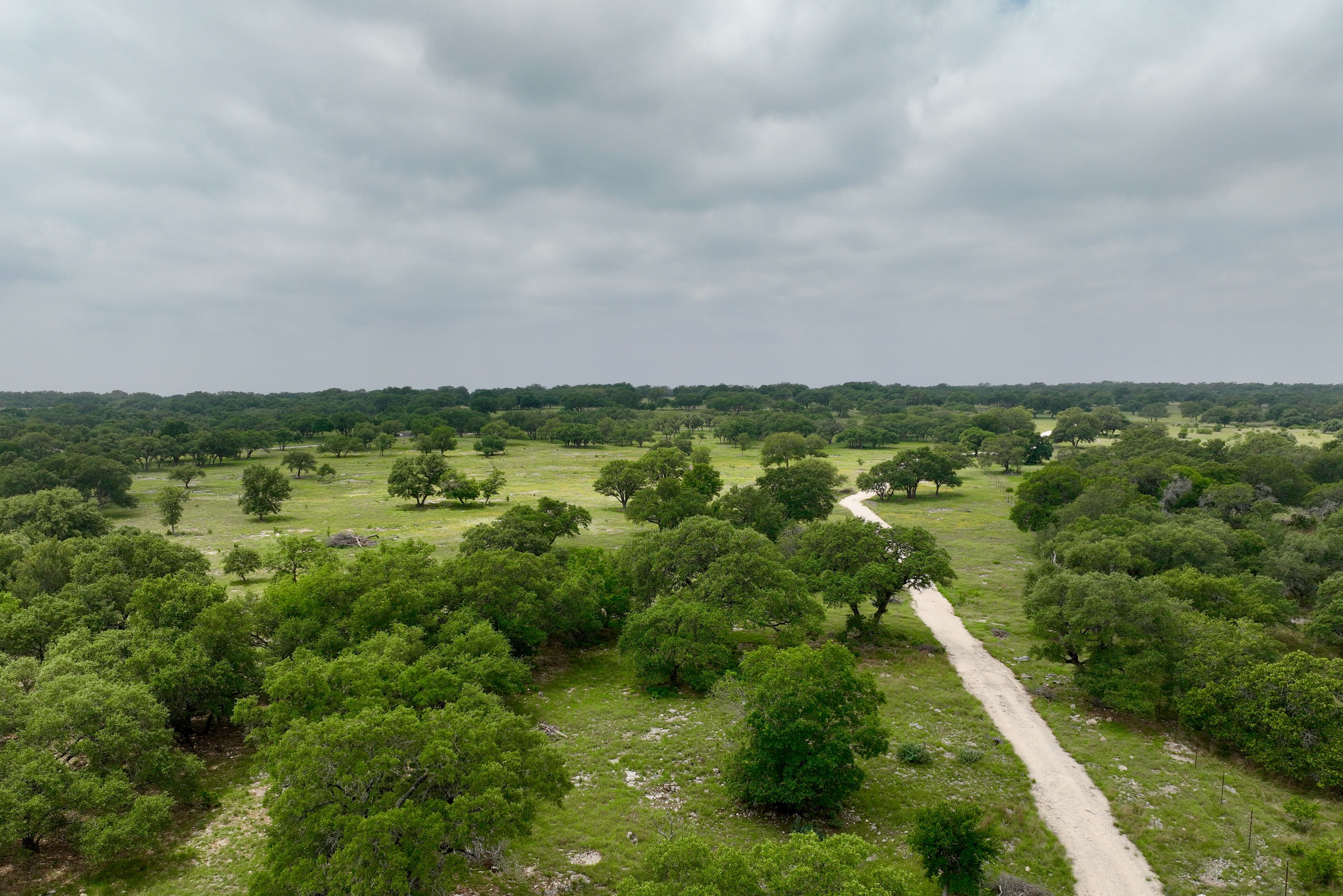  Rolling Oaks Ranch: The Pinnacle of Private Estate Living - 物件實景