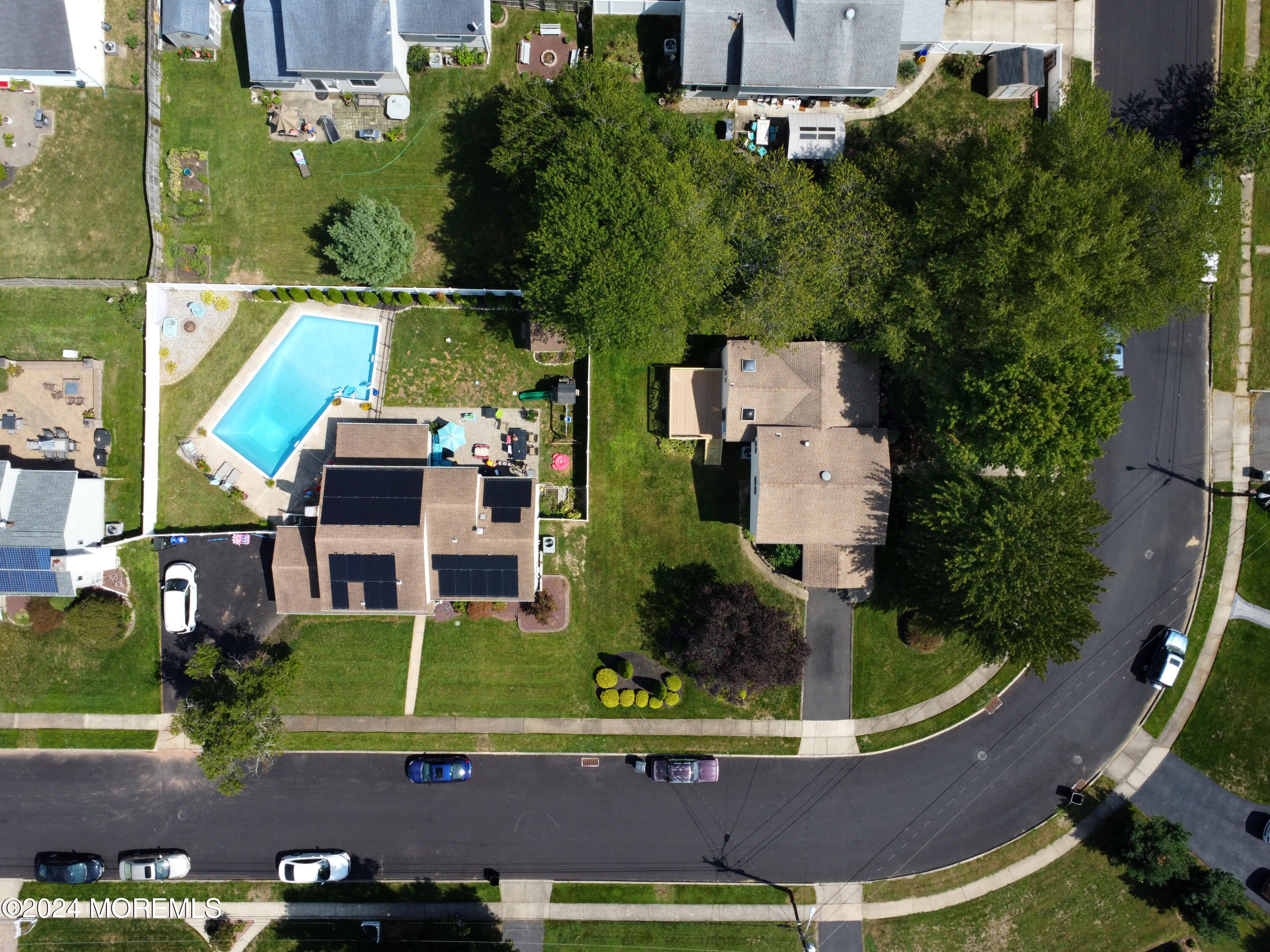 Old Bridge, New Jersey, 08857, United States, 3 Bedrooms Bedrooms, ,2 BathroomsBathrooms,Residential,For Sale,1872479