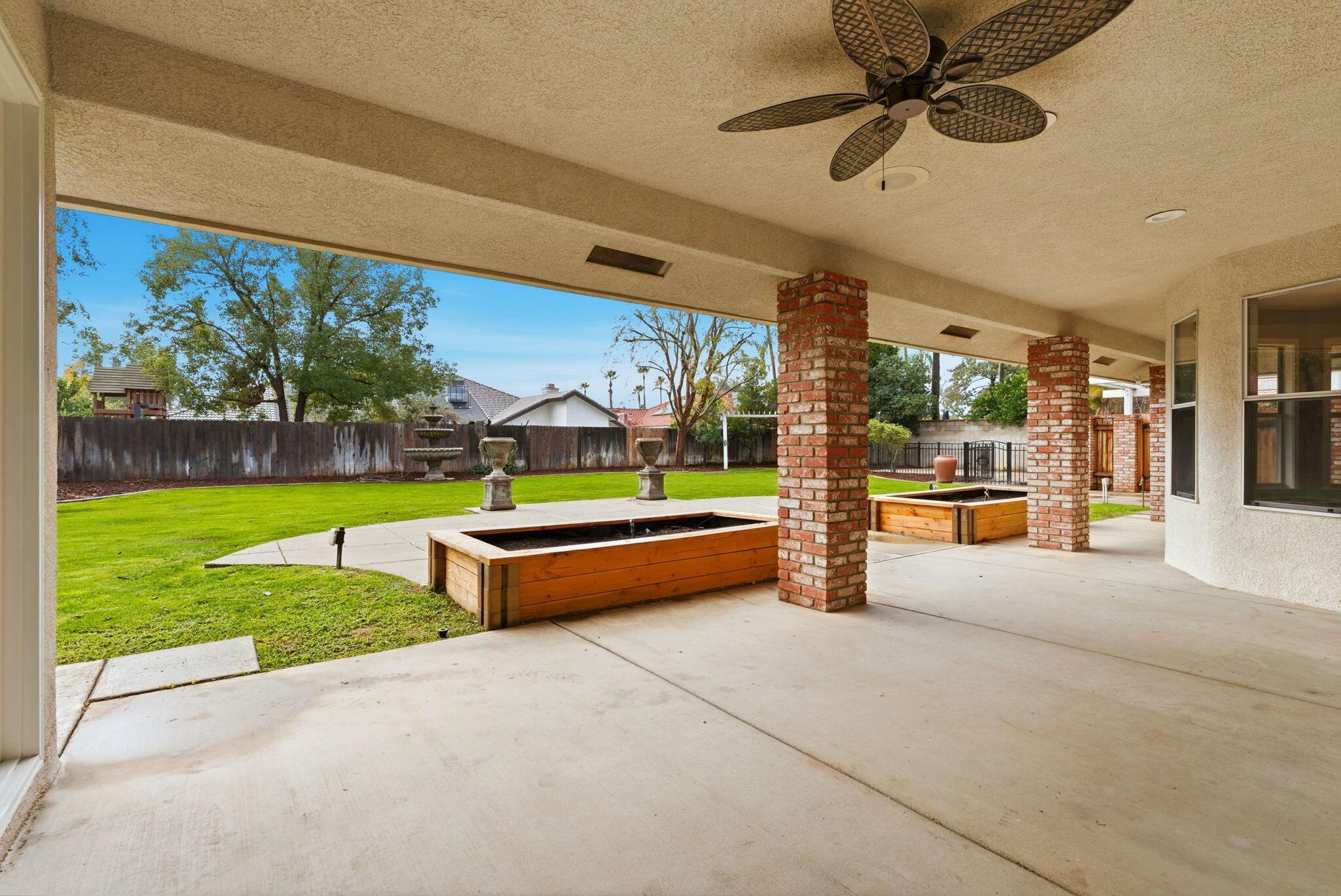 Bakersfield, California, 93314, United States, 4 Bedrooms Bedrooms, ,3 BathroomsBathrooms,Residential,For Sale,1996652