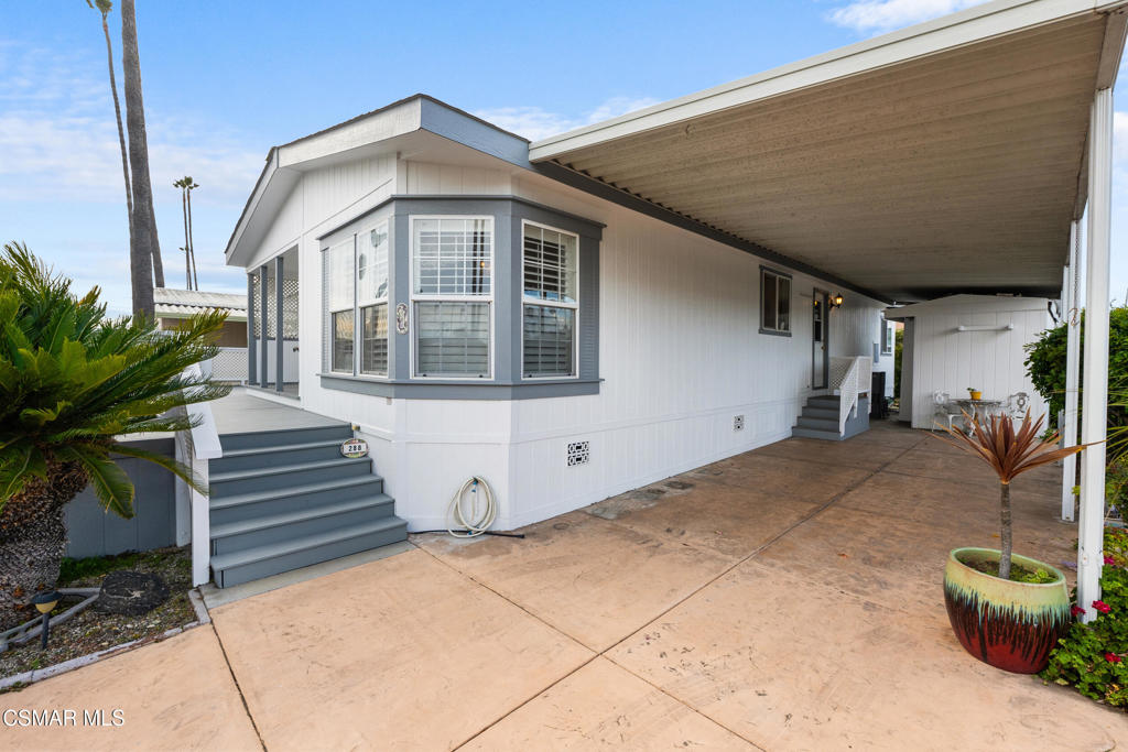 Ventura, California, 93001, United States, 3 Bedrooms Bedrooms, ,2 BathroomsBathrooms,Residential,For Sale,1921287