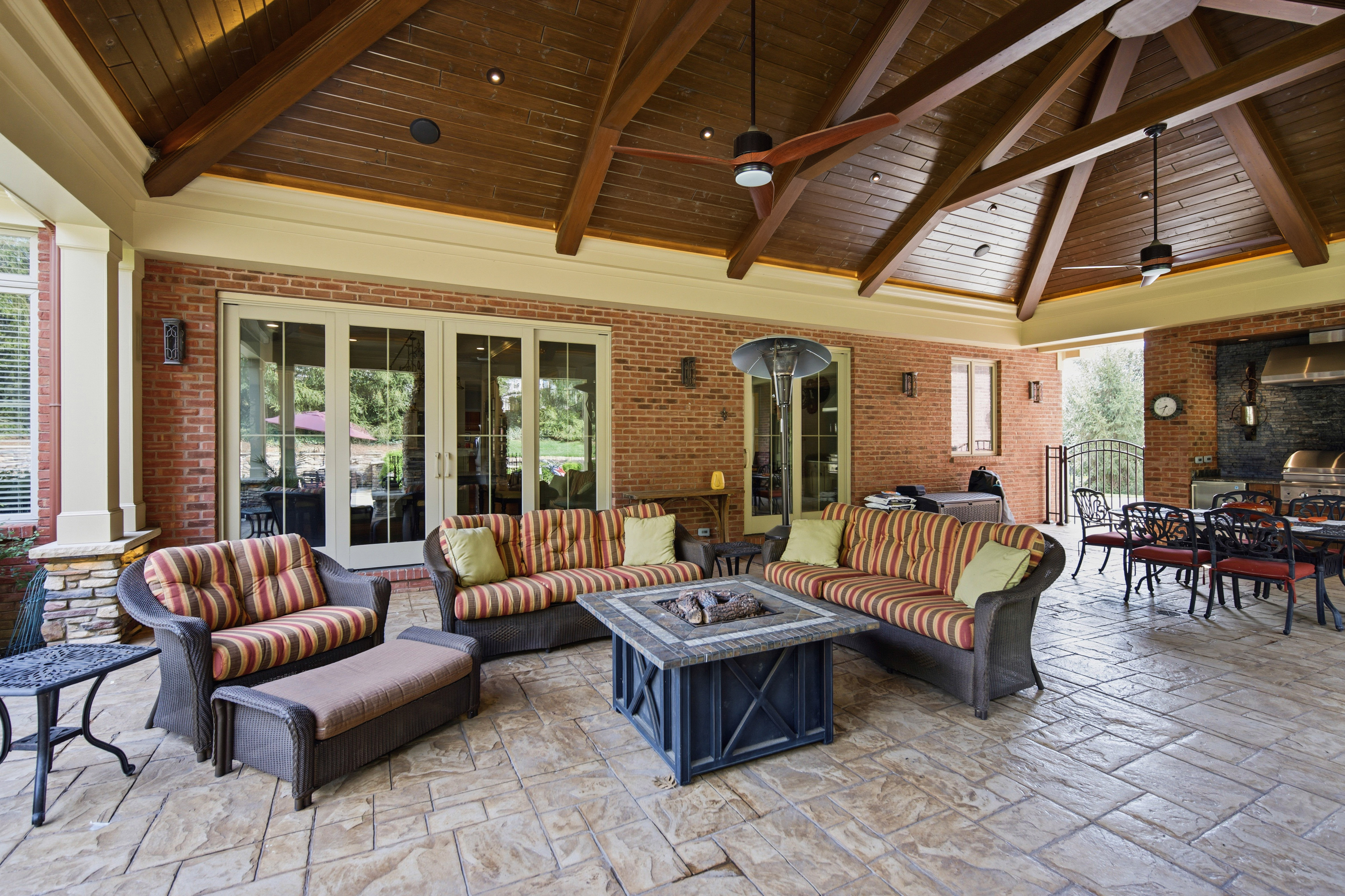  931 Squire Oaks Drive, Villa Hills, KY 41017 - 物件實景