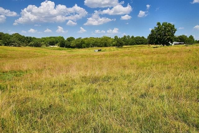 Braggs, Oklahoma, 74423, United States, 3 Bedrooms Bedrooms, ,2 BathroomsBathrooms,Residential,For Sale,1981924