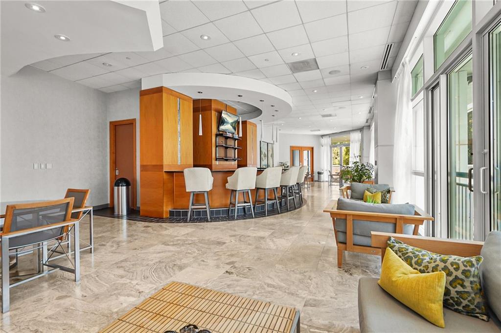 Atlanta, Georgia, 30326, United States, 2 Bedrooms Bedrooms, ,3 BathroomsBathrooms,Residential,For Sale,1949751