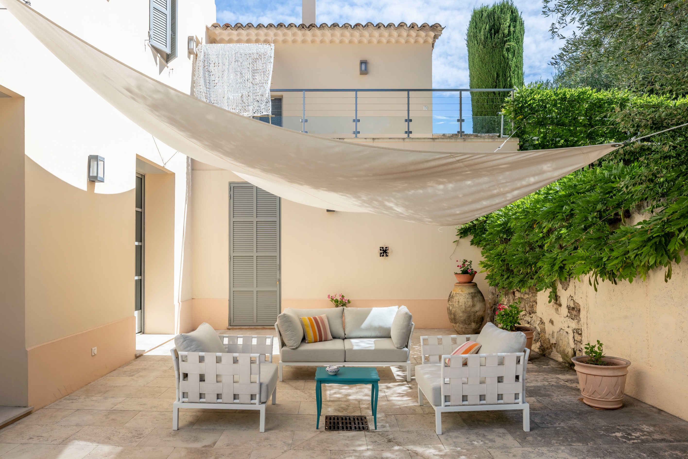  Renovated bastide with annex and swimming pool, 2 hectares in Grasse - 物件實景