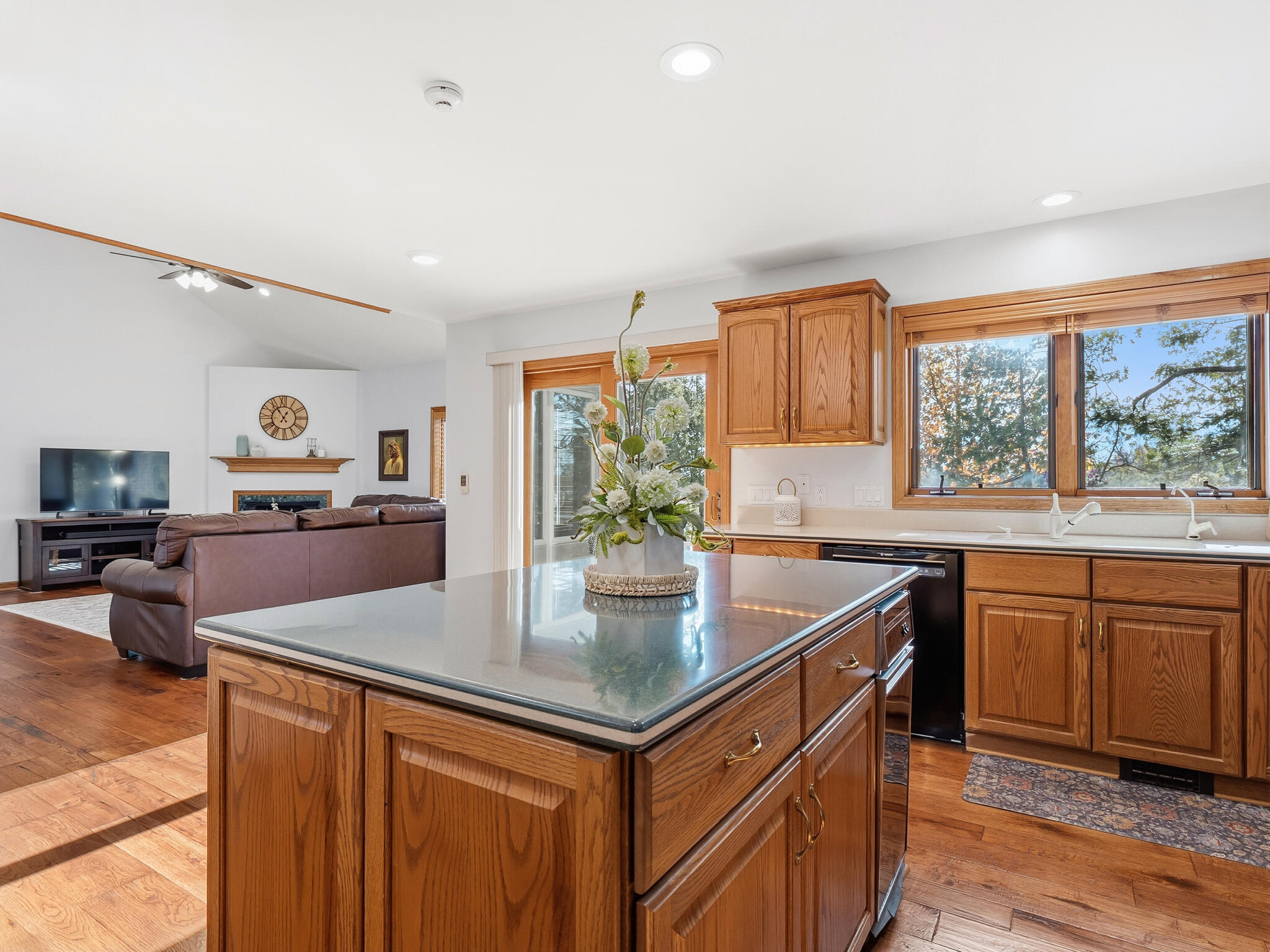 Alpena, Michigan, 49707, United States, 4 Bedrooms Bedrooms, ,4 BathroomsBathrooms,Residential,For Sale,2005523