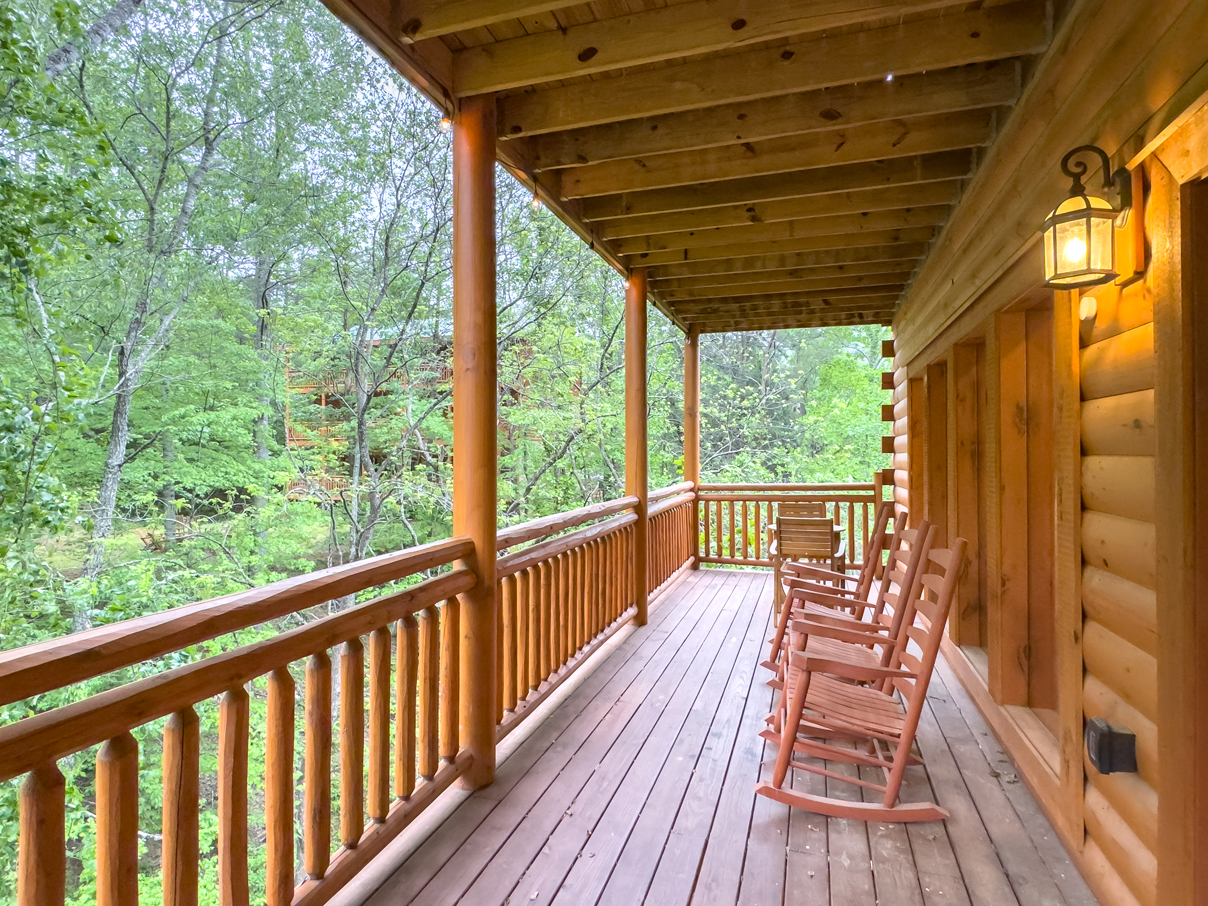 Sevierville, Tennessee, 37862, United States, 6 Bedrooms Bedrooms, ,7 BathroomsBathrooms,Residential,For Sale,1798325