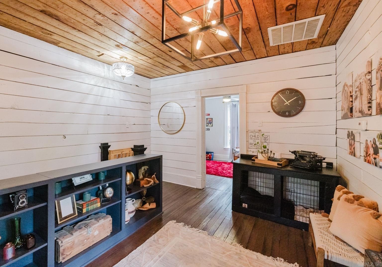 Benton, Arkansas, 72015, United States, 5 Bedrooms Bedrooms, ,3 BathroomsBathrooms,Residential,For Sale,1978778