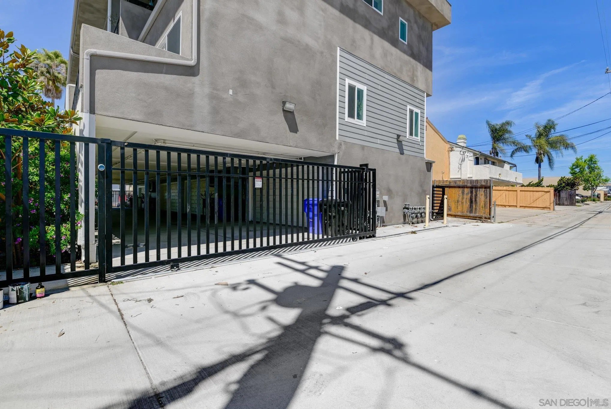 San Diego, California, 92104, United States, 3 Bedrooms Bedrooms, ,3 BathroomsBathrooms,Residential,For Sale,1942176