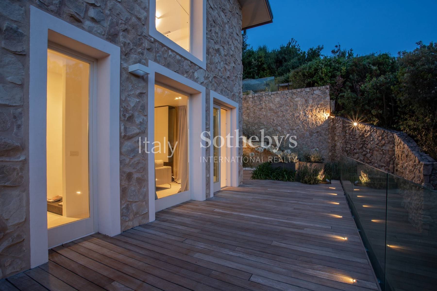  Stunning contemporary-style villa with sea view - 物件實景