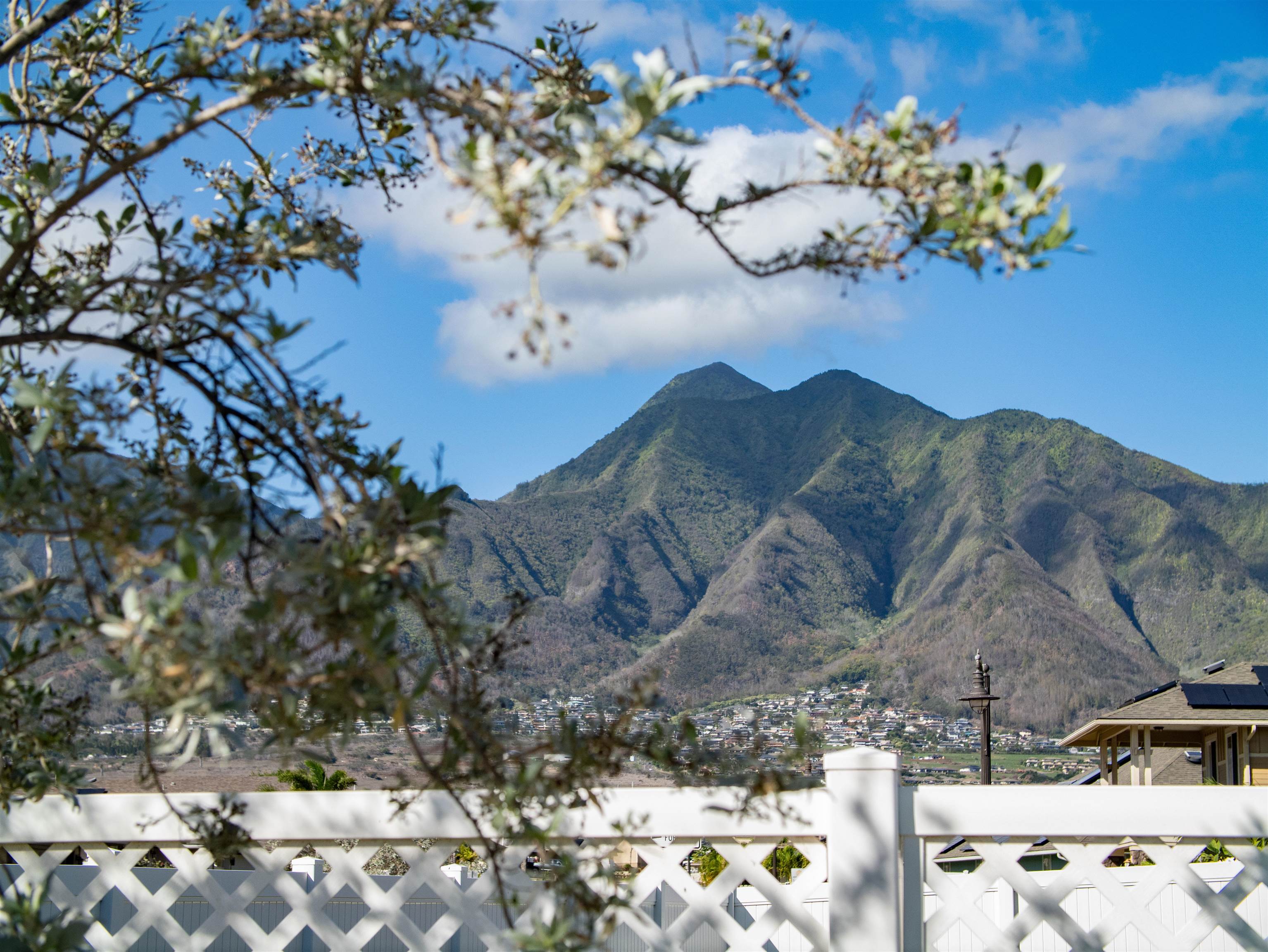 Kahului, Hawaii, 96732, United States, 5 Bedrooms Bedrooms, ,4 BathroomsBathrooms,Residential,For Sale,1999655
