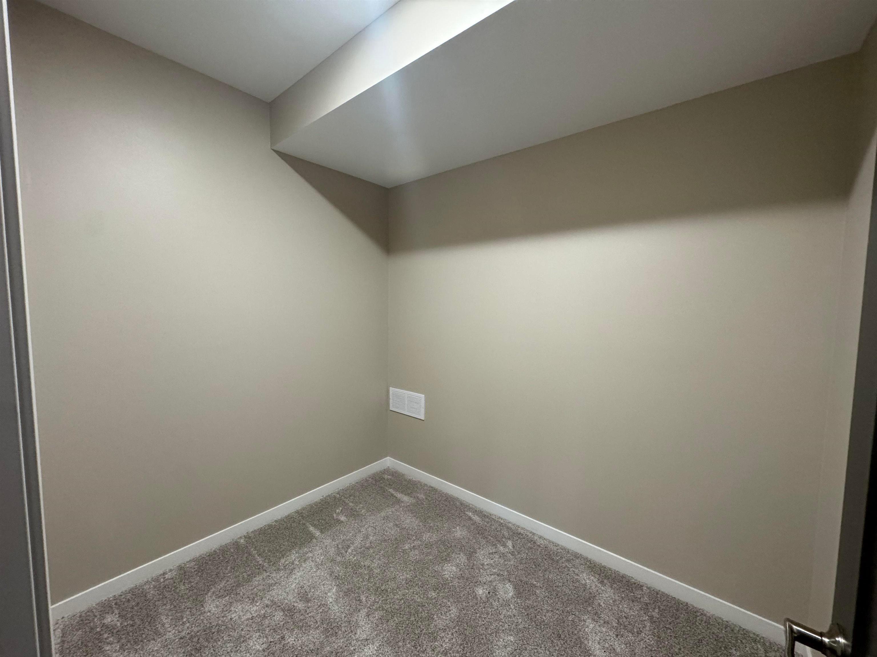 Norfolk, Nebraska, 68701, United States, 4 Bedrooms Bedrooms, ,3 BathroomsBathrooms,Residential,For Sale,1993341