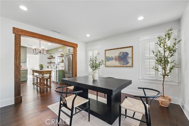 Los Angeles, California, 90018, United States, 5 Bedrooms Bedrooms, ,5 BathroomsBathrooms,Residential,For Sale,1984330