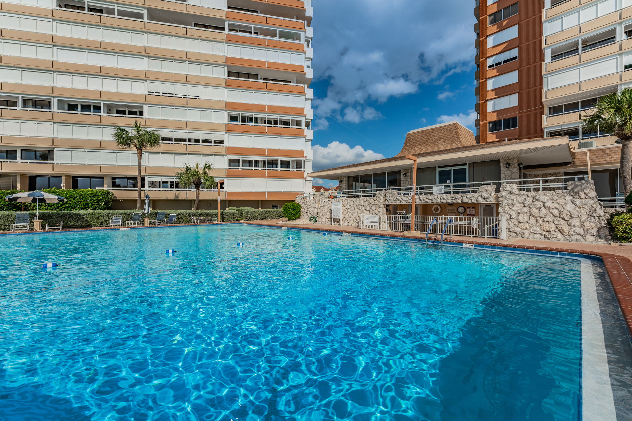 Redington Shores, Florida, 33708, United States, 2 Bedrooms Bedrooms, ,2 BathroomsBathrooms,Residential,For Sale,2013102