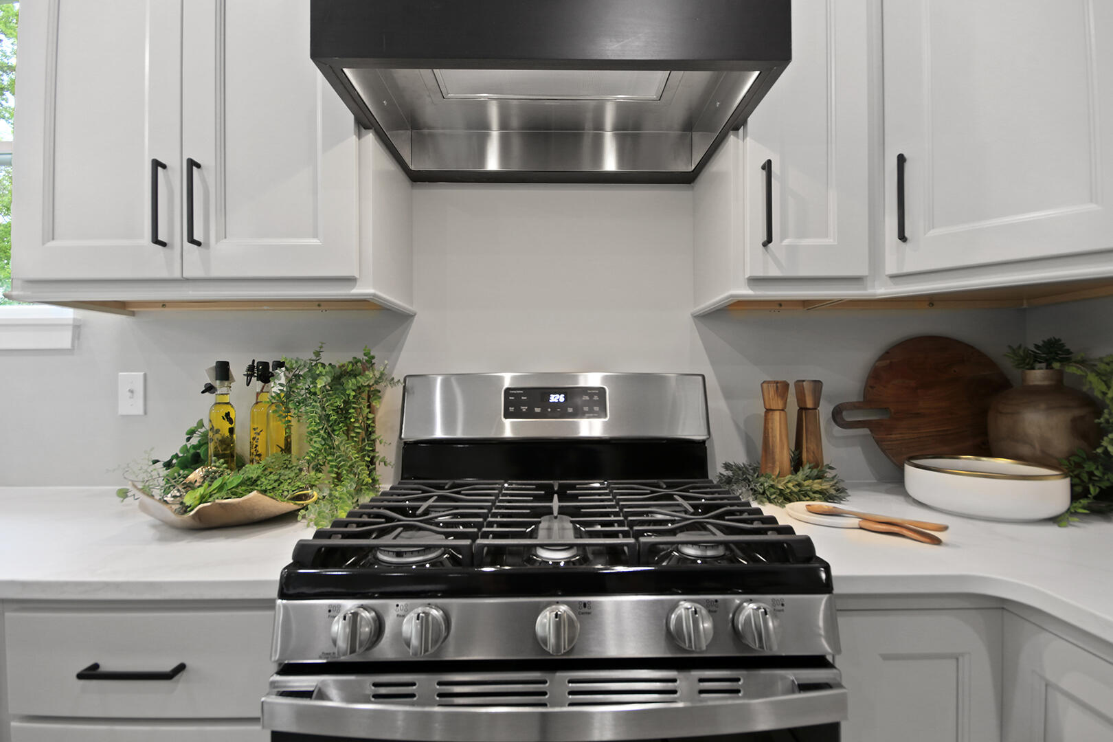 COLUMBIA, Missouri, 65202, United States, 4 Bedrooms Bedrooms, ,3 BathroomsBathrooms,Residential,For Sale,2008835