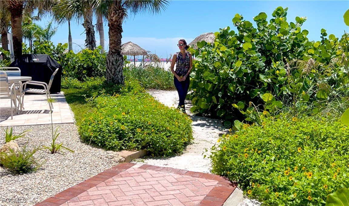 Fort Myers Beach, Florida, 33931, United States, 1 Bedroom Bedrooms, ,1 BathroomBathrooms,Residential,For Sale,1979475