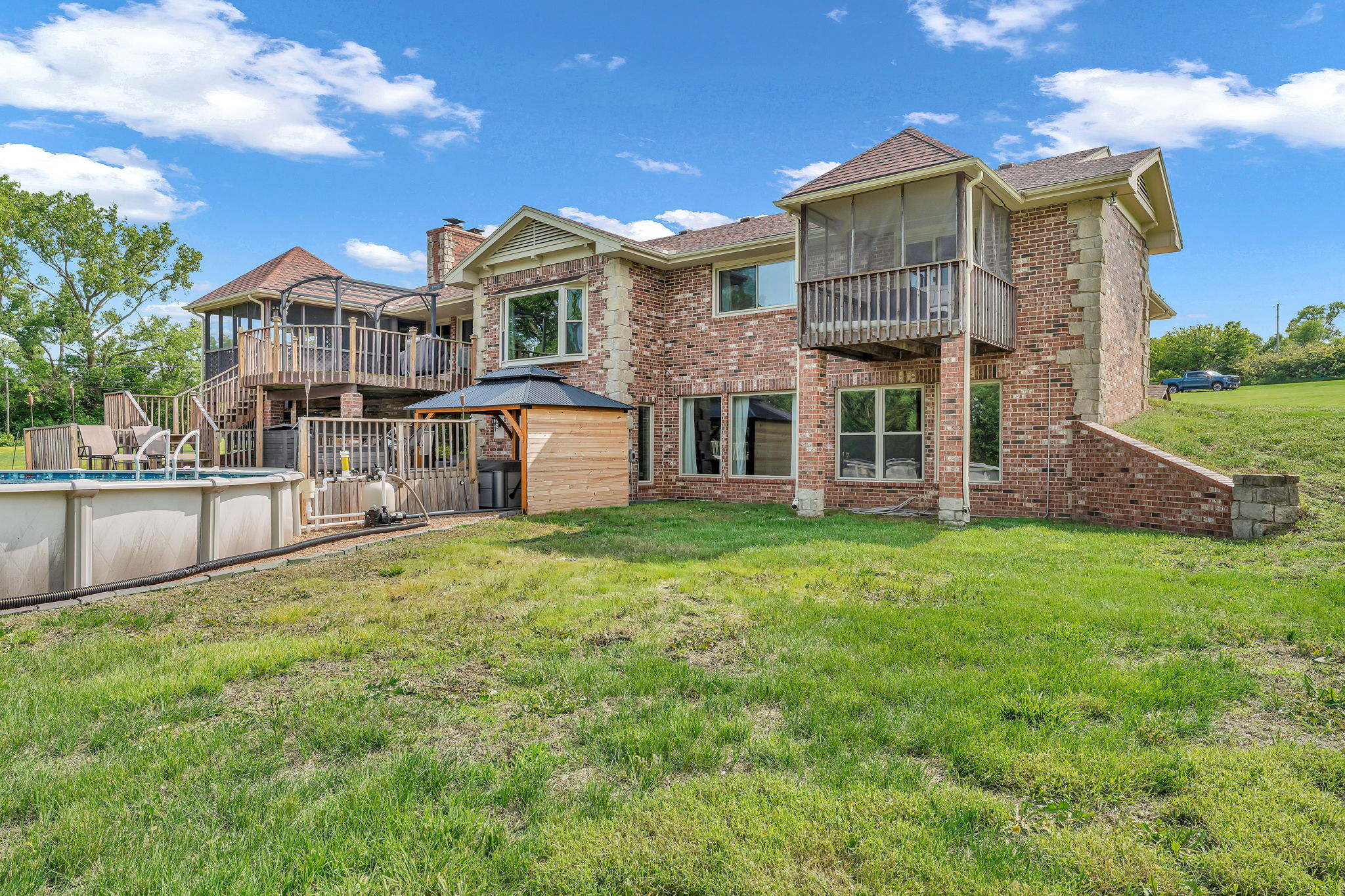 Topeka, Kansas, 66615, United States, 4 Bedrooms Bedrooms, ,8 BathroomsBathrooms,Residential,For Sale,1848877