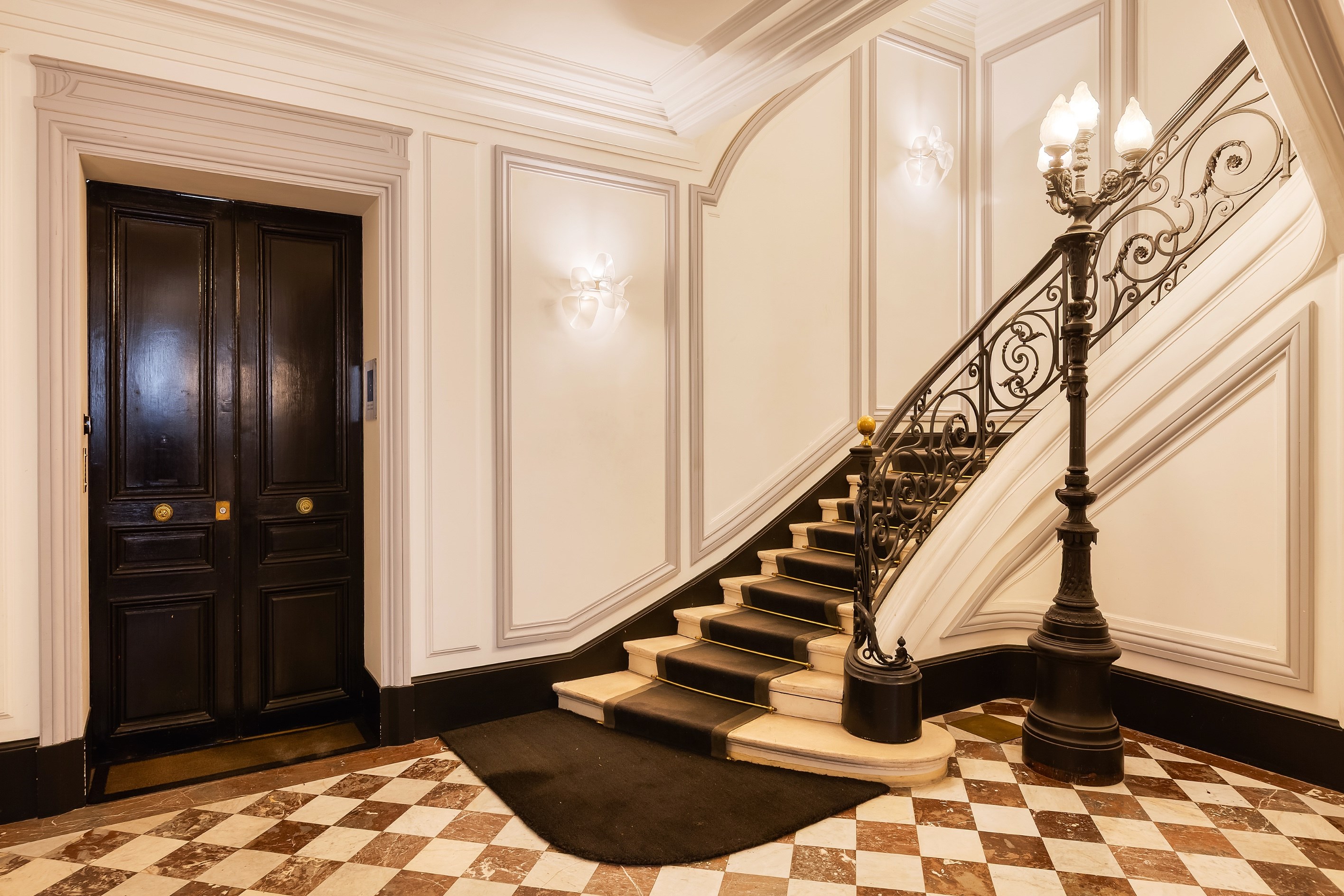  Paris 8th - Goldent Triangle - Luxury renovated apartment close to the Avenue M… - 物件實景