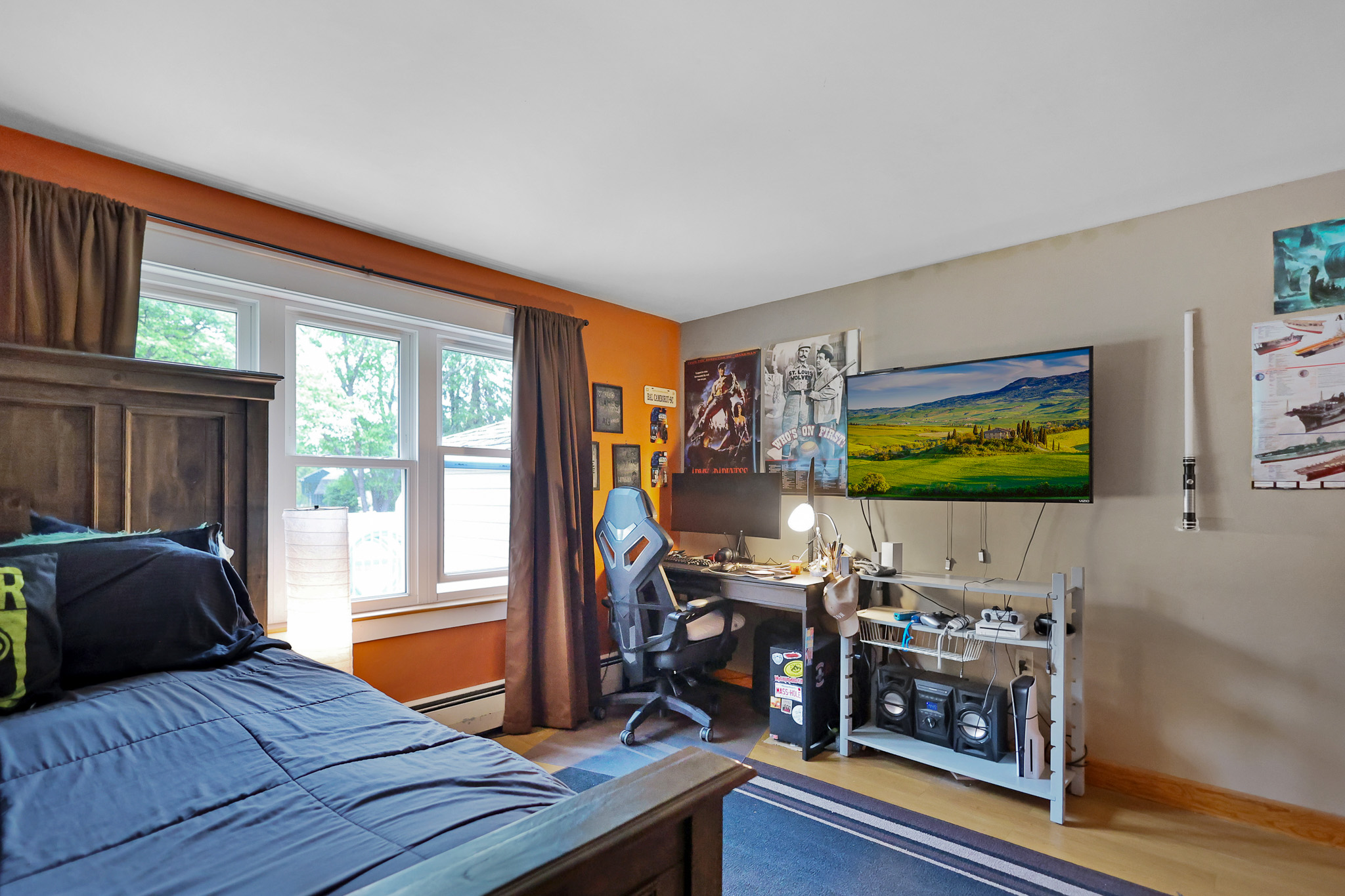 Haverhill, Massachusetts, 01830, United States, 3 Bedrooms Bedrooms, ,2 BathroomsBathrooms,Residential,For Sale,2048999