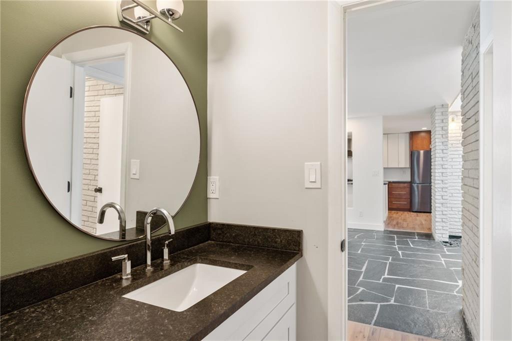 Atlanta, Georgia, 30345, United States, 3 Bedrooms Bedrooms, ,2 BathroomsBathrooms,Residential,For Sale,1942165