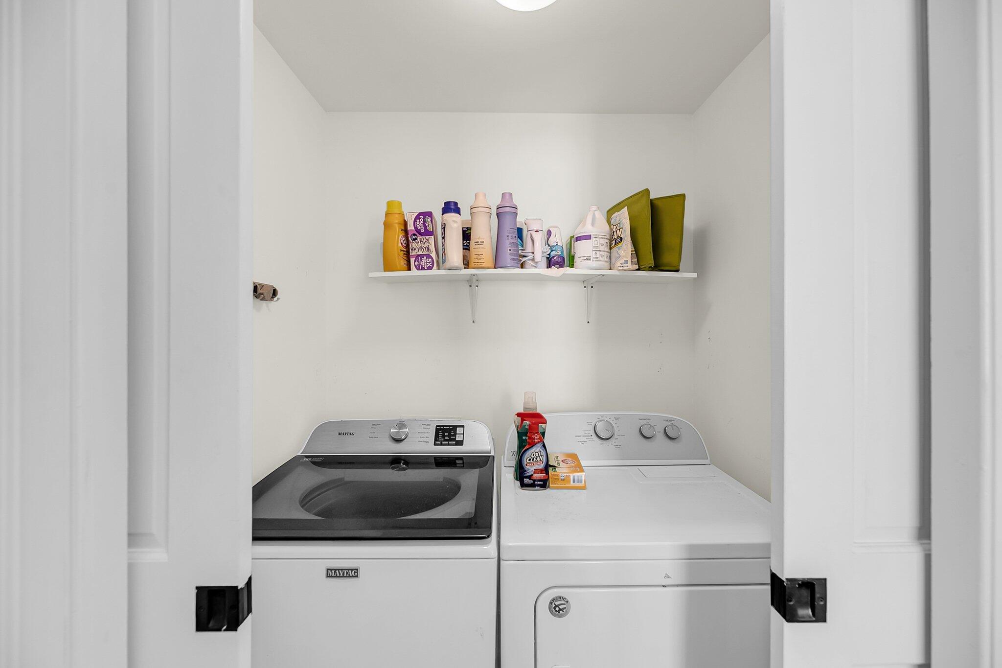 Charleston, South Carolina, 29403, United States, 3 Bedrooms Bedrooms, ,3 BathroomsBathrooms,Residential,For Sale,1875297