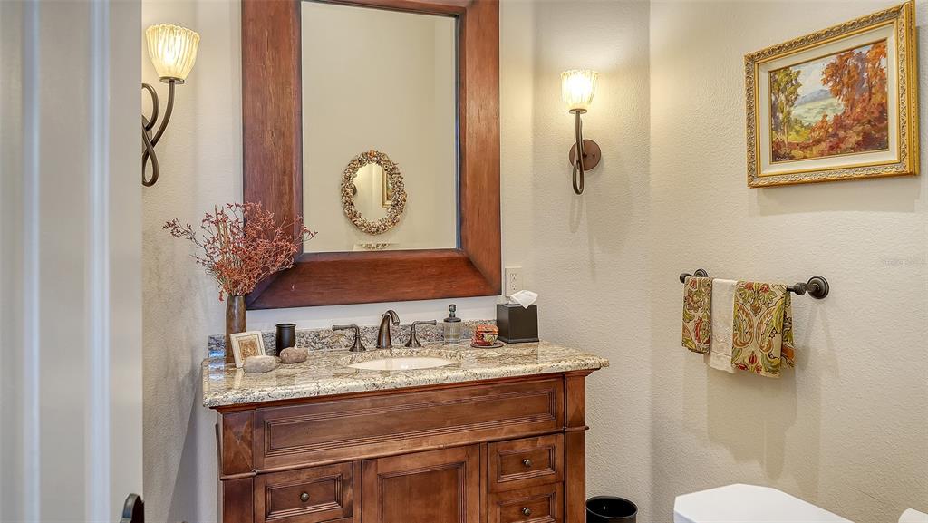 Longboat Key, Florida, 34228, United States, 3 Bedrooms Bedrooms, ,4 BathroomsBathrooms,Residential,For Sale,1986320