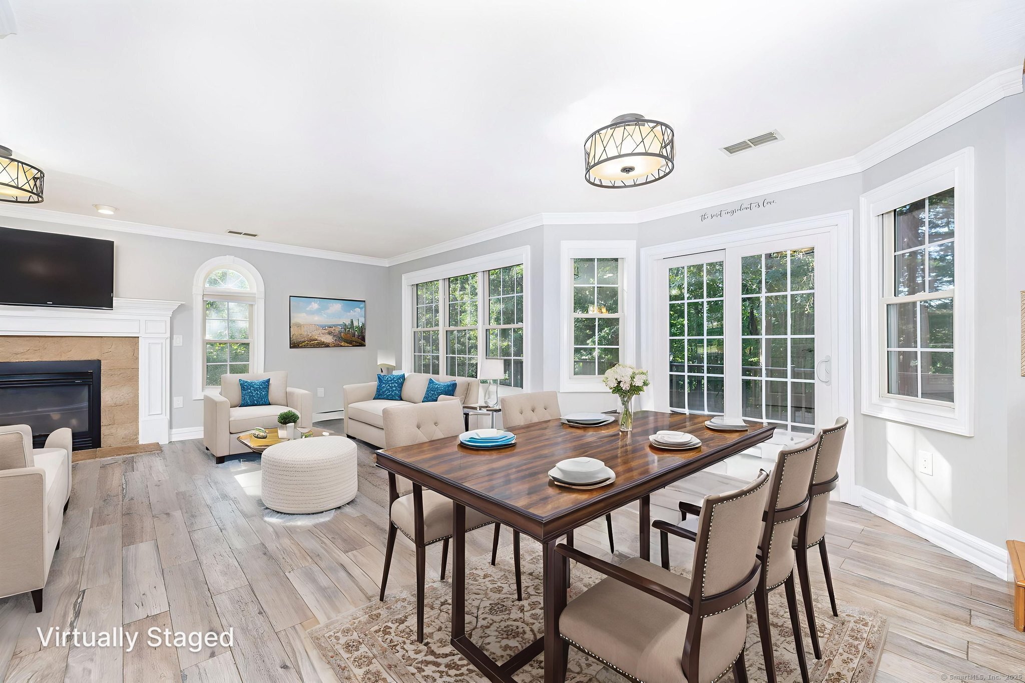Manchester, Connecticut, 06040, United States, 3 Bedrooms Bedrooms, ,3 BathroomsBathrooms,Residential,For Sale,1917264