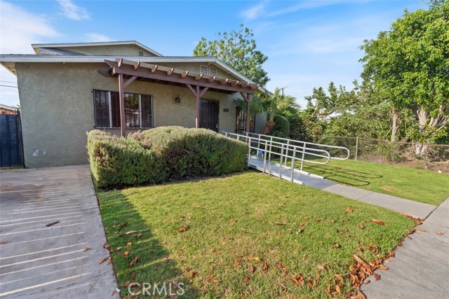 Los Angeles, California, 90003, United States, 3 Bedrooms Bedrooms, ,Residential,For Sale,1977735