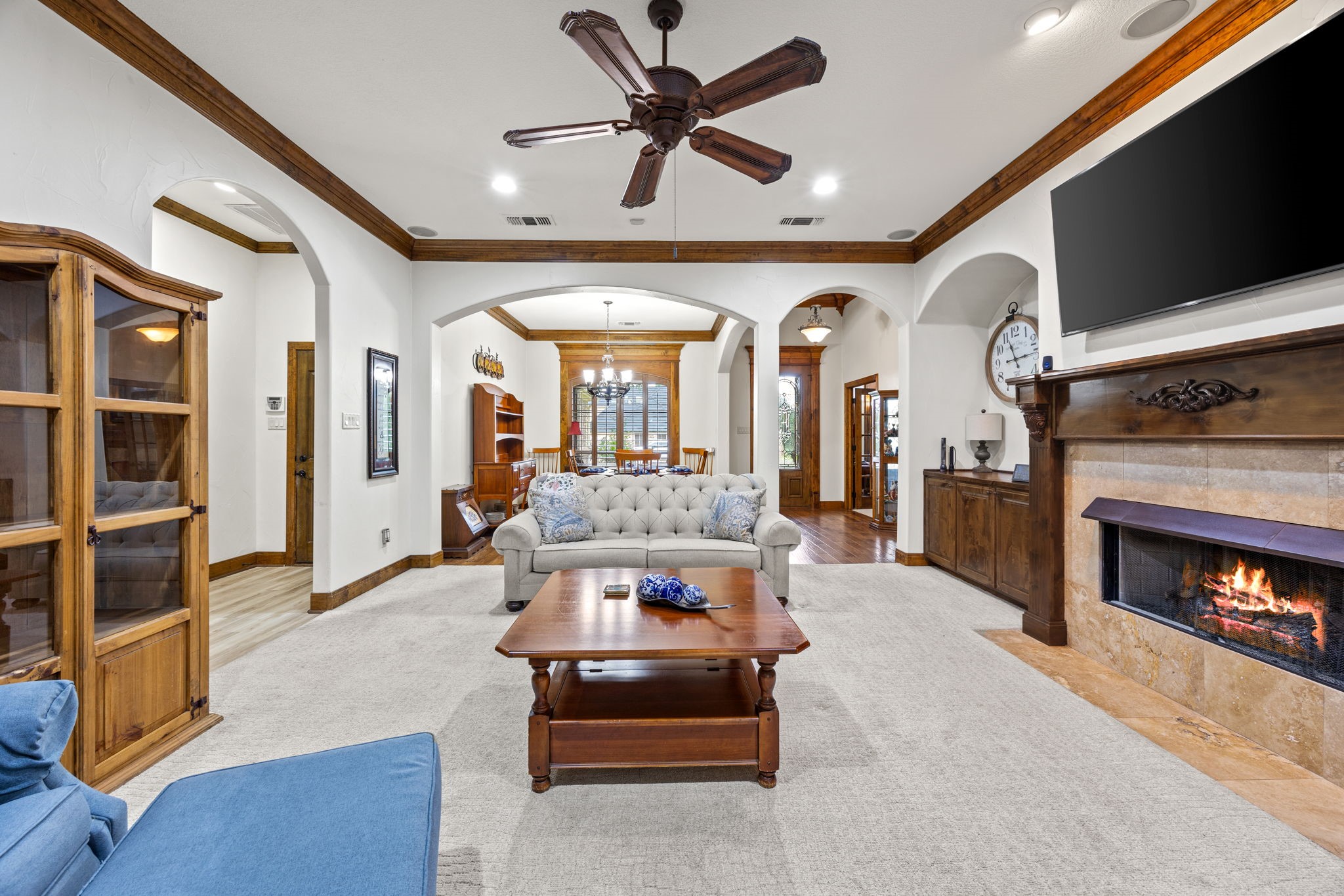Granbury, Texas, 76049, United States, 3 Bedrooms Bedrooms, ,3 BathroomsBathrooms,Residential,For Sale,1927180