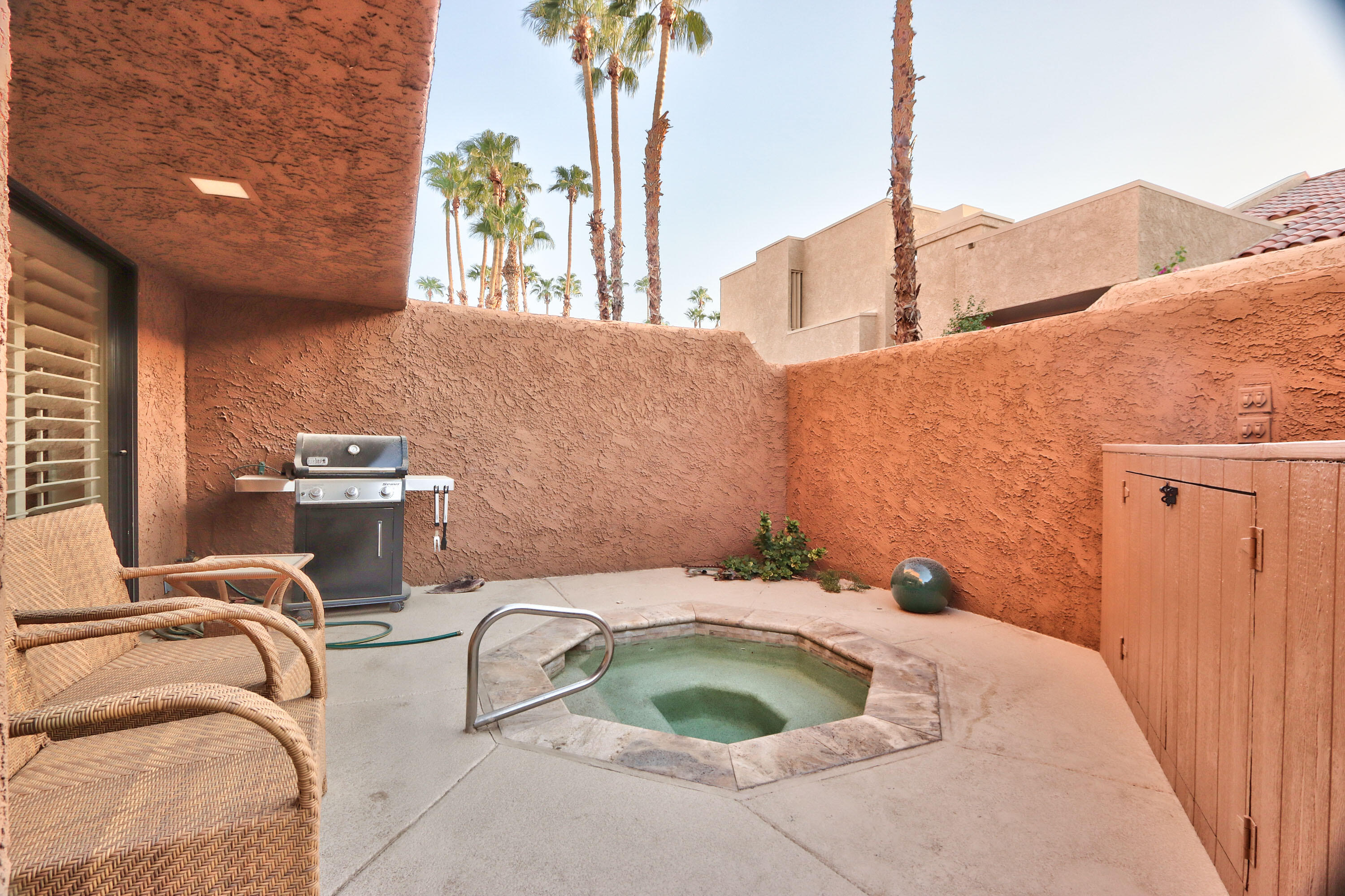 Palm Desert, California, 92260, United States, 2 Bedrooms Bedrooms, ,2 BathroomsBathrooms,Residential,For Sale,1956023